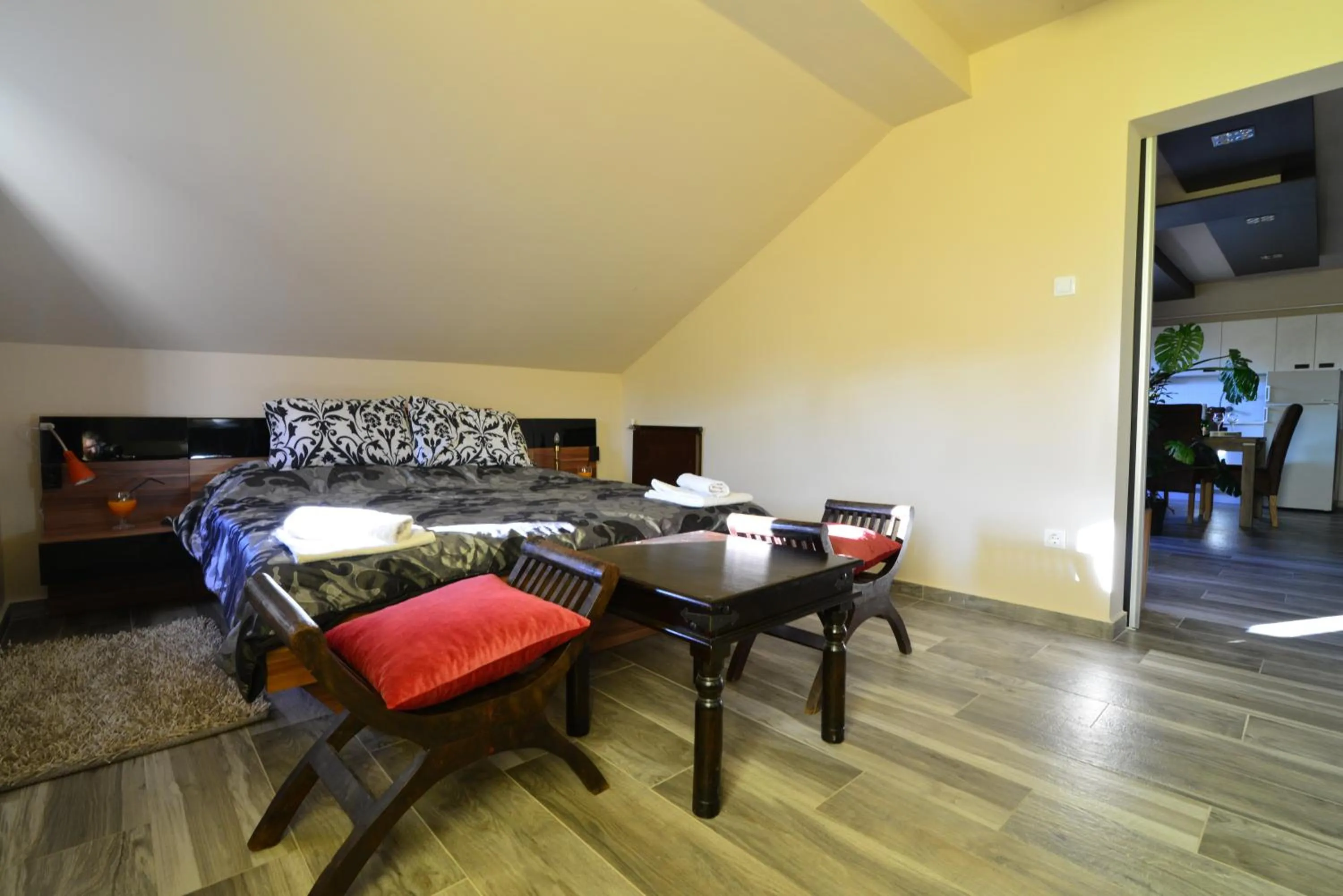 Photo of the whole room in Thermal Panzió Sárvár