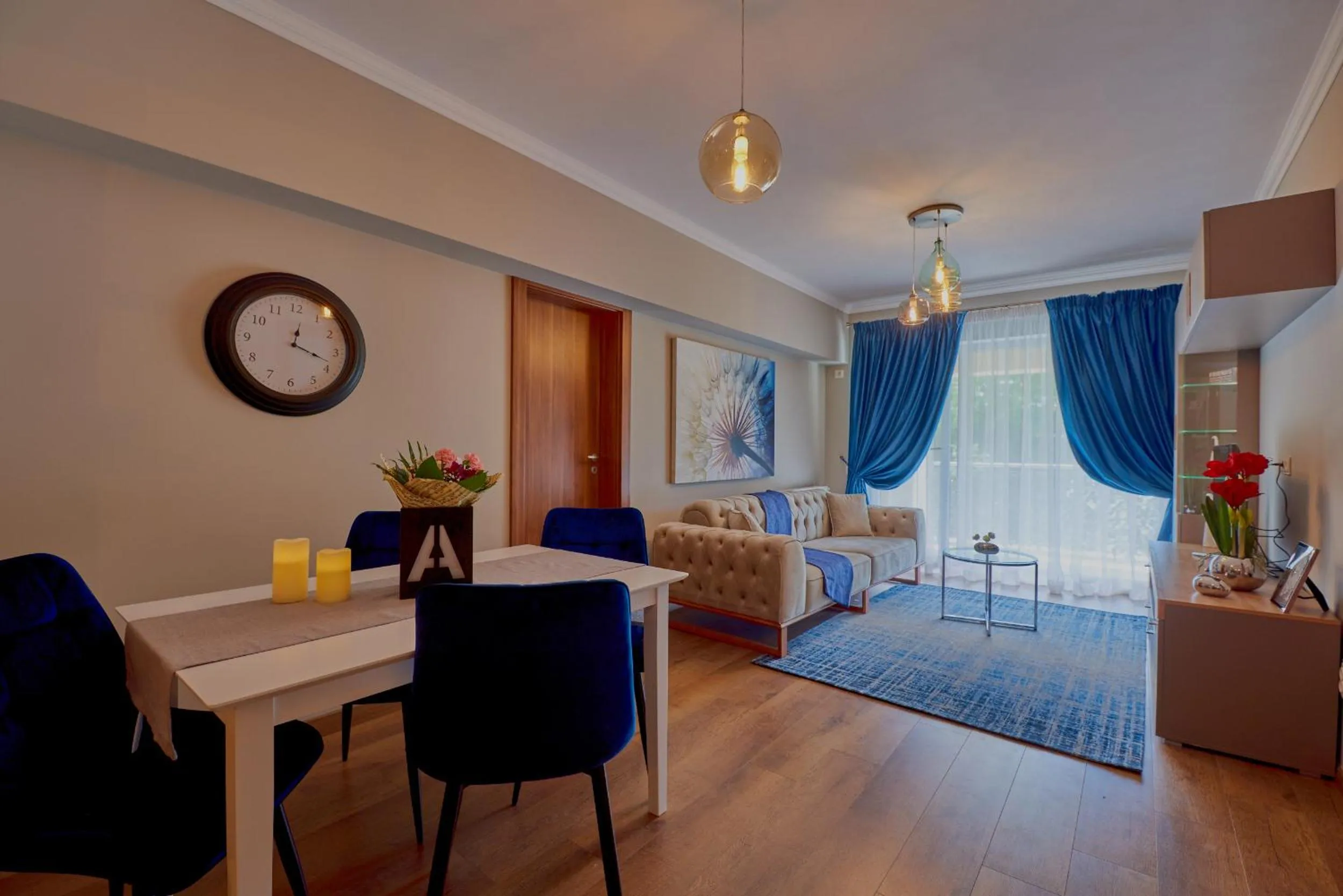 Velvet Apartments