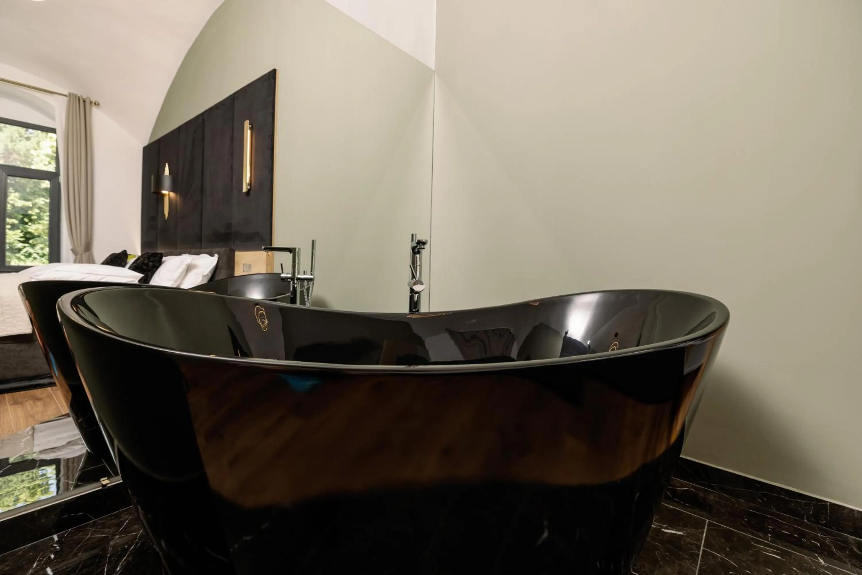 Bath in Haller Boutique