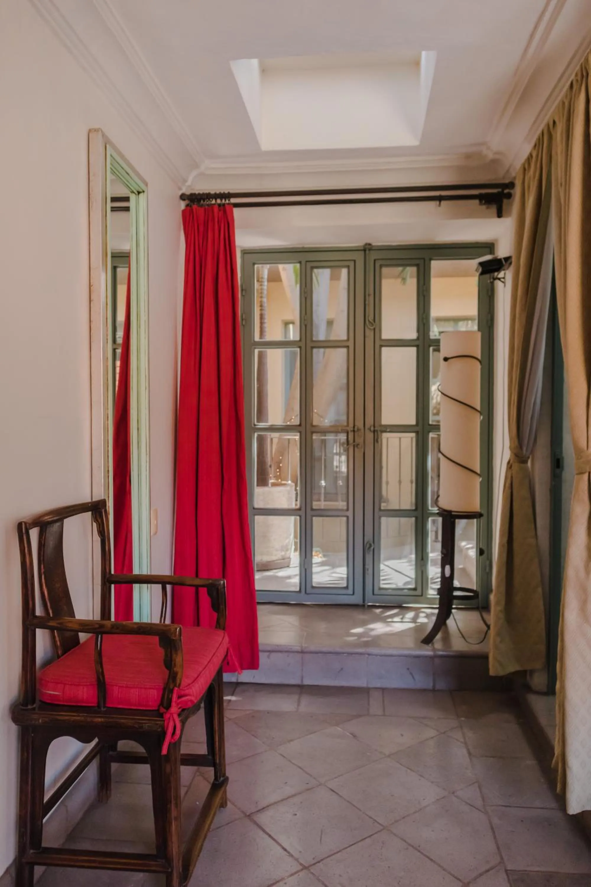 Photo of the whole room in Casa Florida