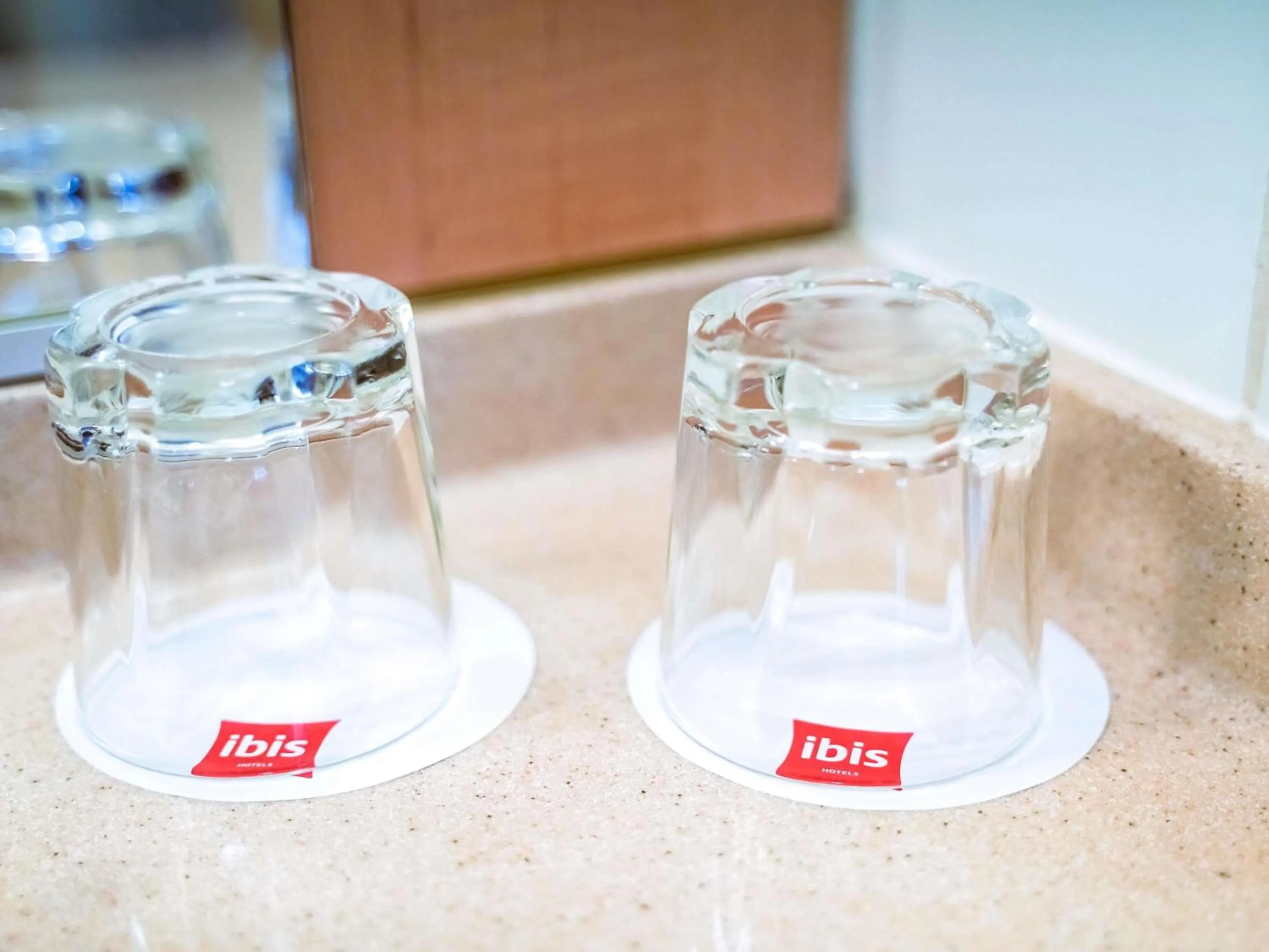 Bedroom in Ibis Győr