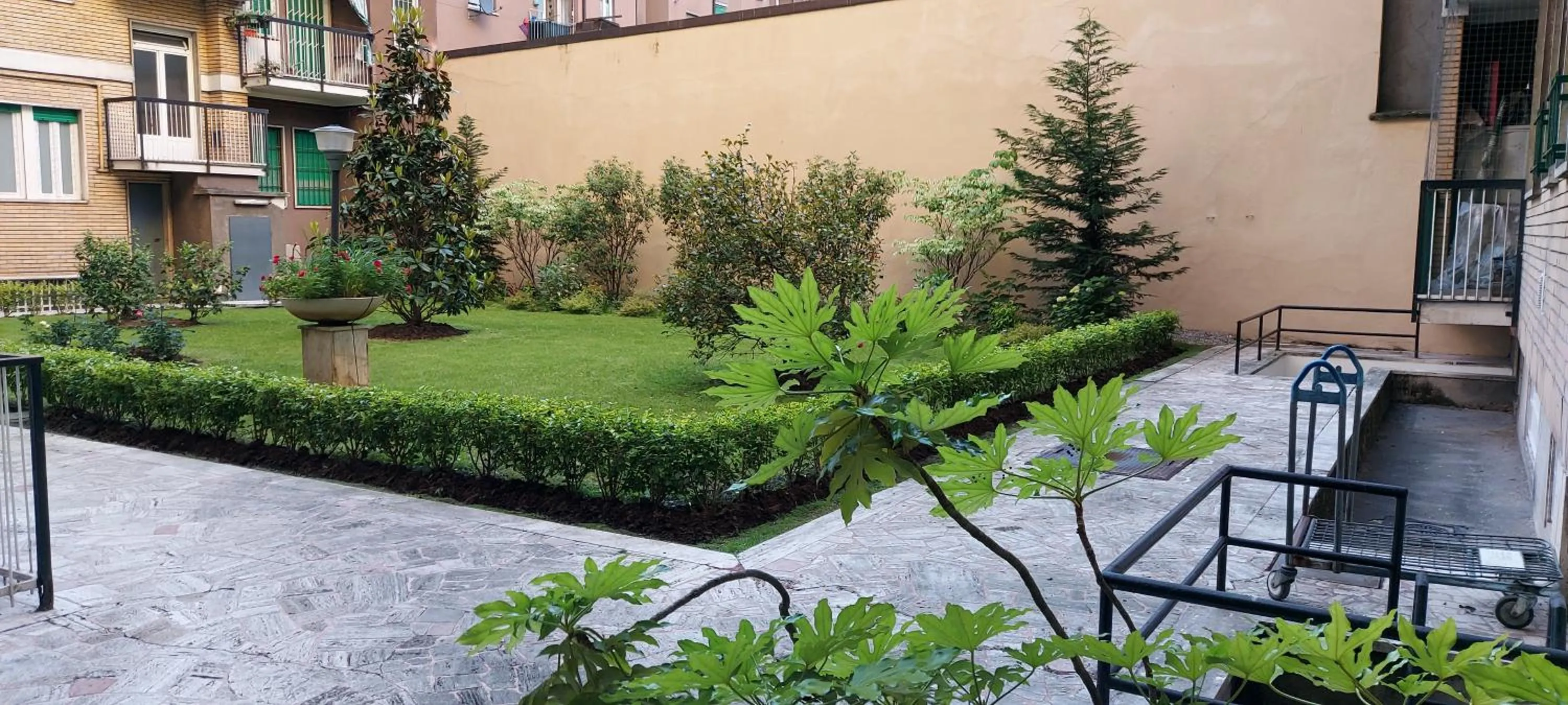 Garden in Suite Rent Milan 3
