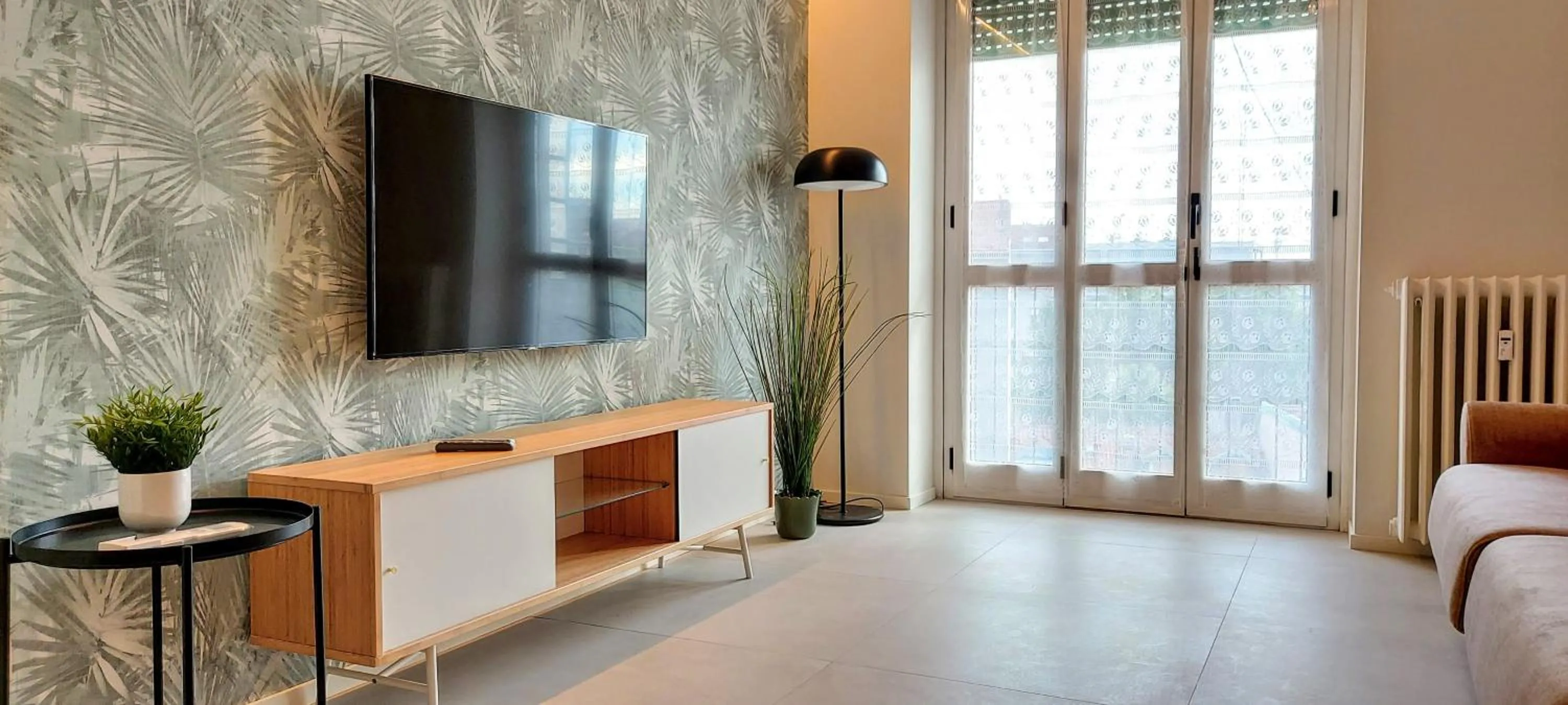 TV and multimedia in Suite Rent Milan 3
