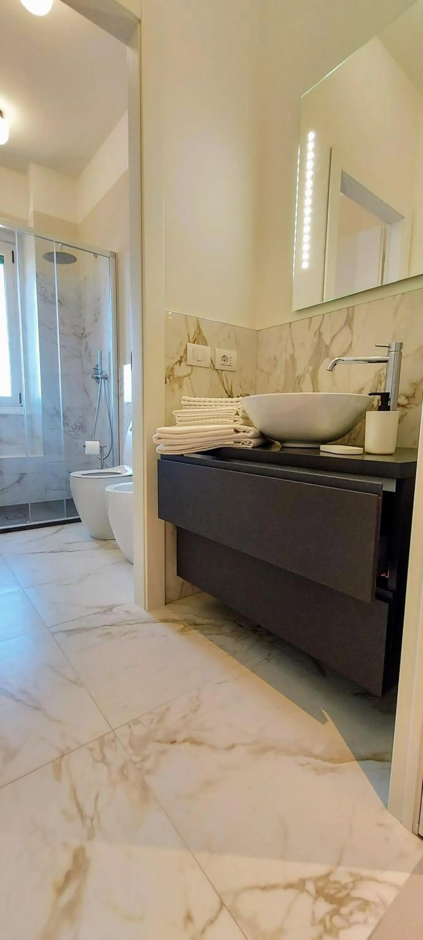 Bathroom in Suite Rent Milan 3