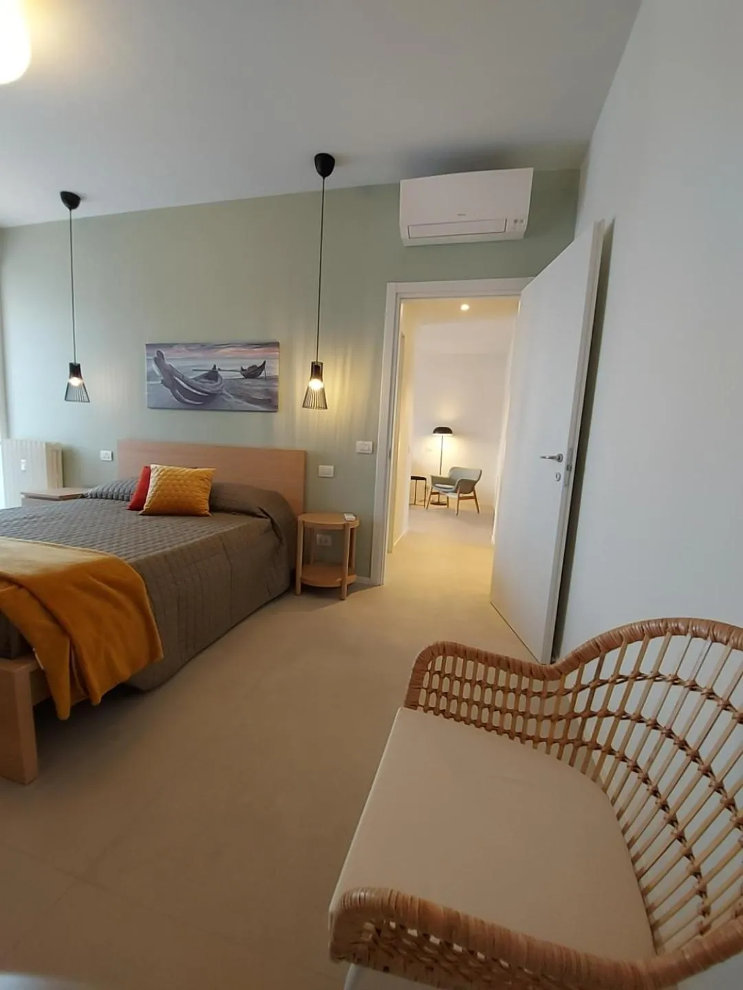 Bed in Suite Rent Milan 3