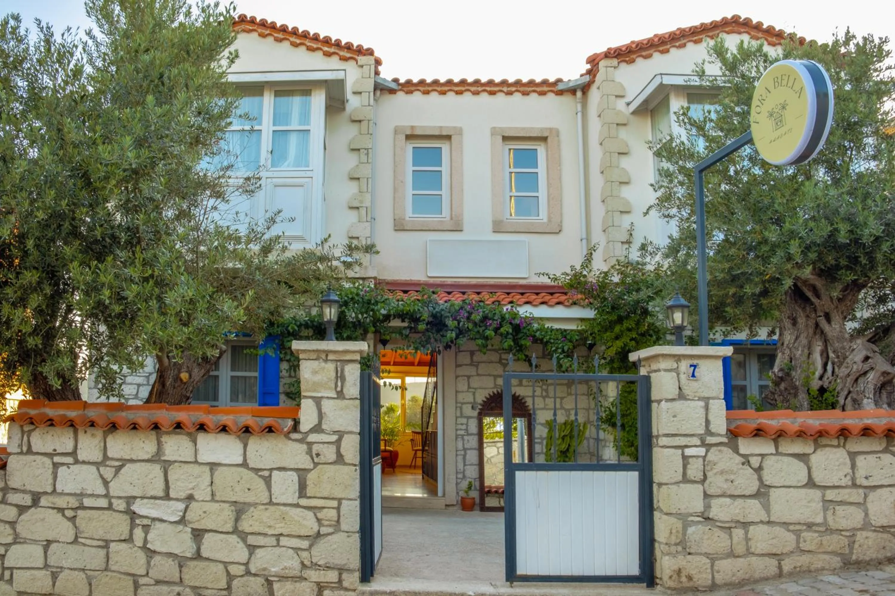 Facade/entrance in Alacati Fora Bella