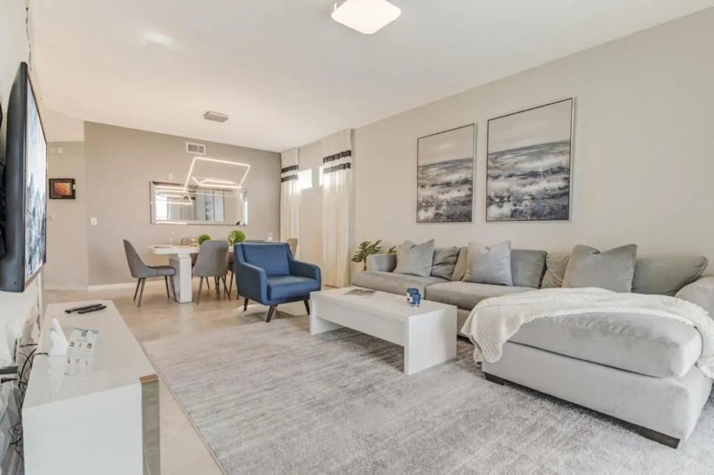 Storey Lake 3111 IHR 1059