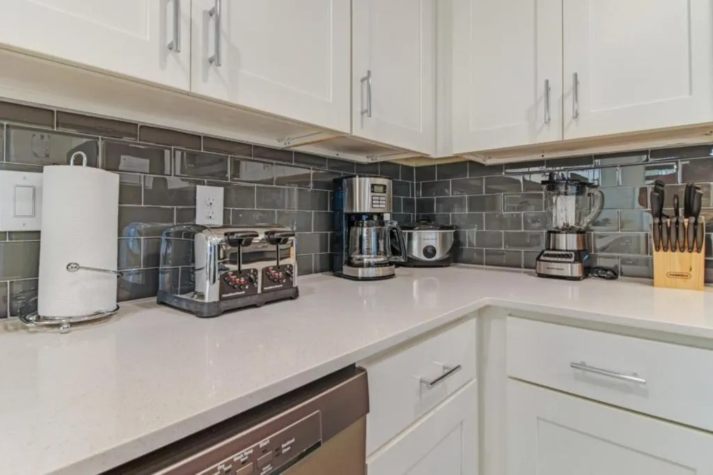 Storey Lake 3111 IHR 1059