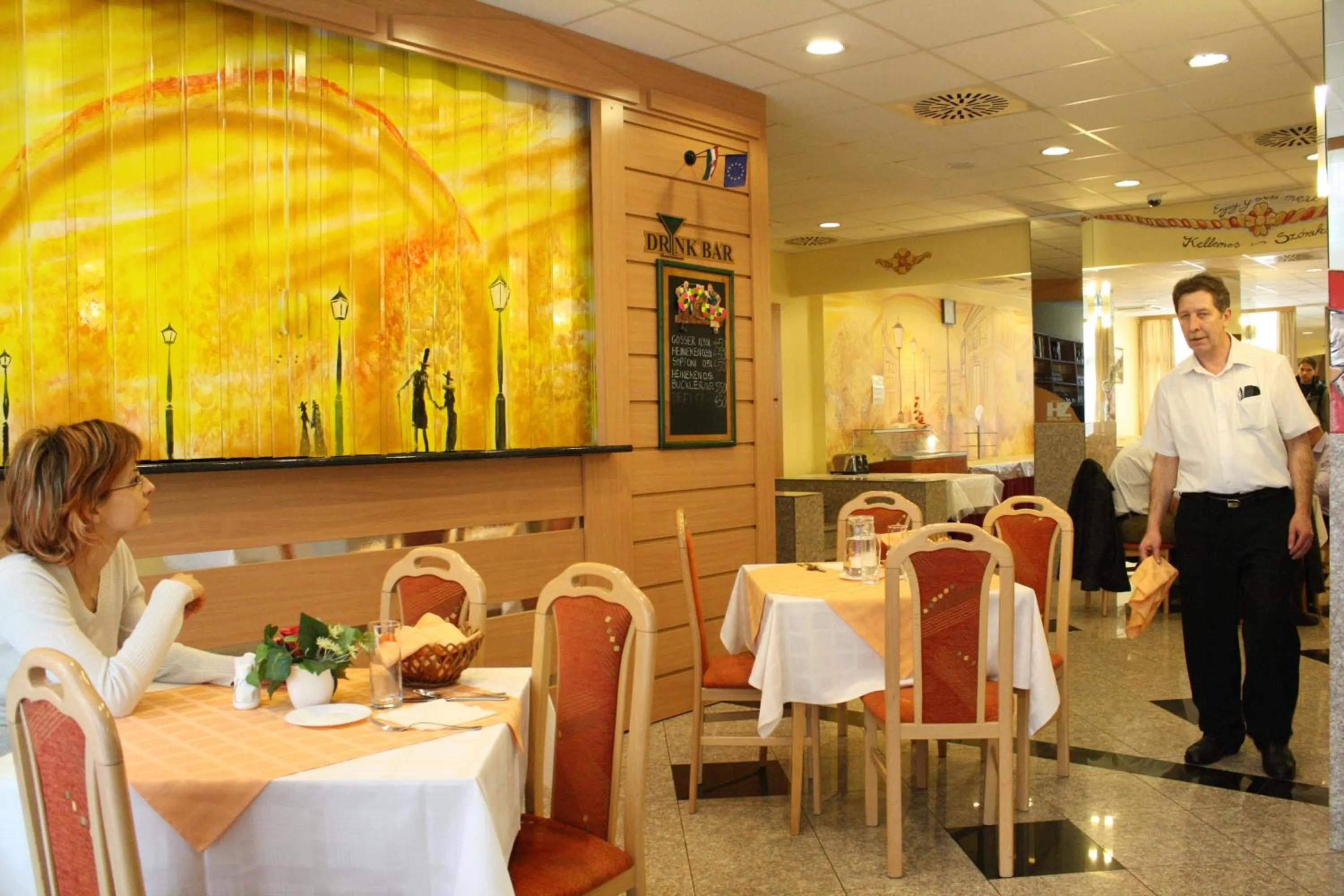 Restaurant/places to eat in Hotel Zuglo