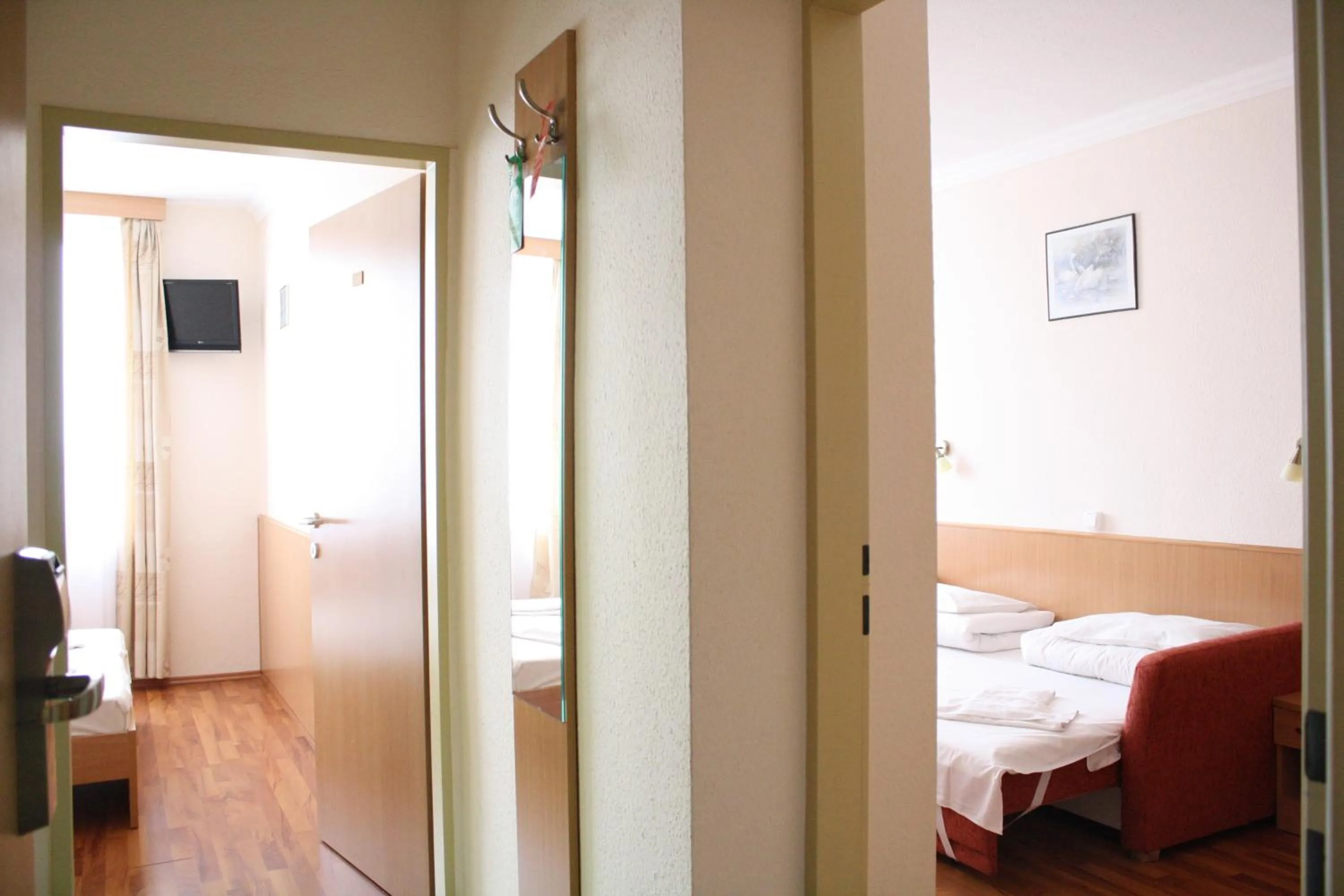 Photo of the whole room, Bed in Hotel Zuglo