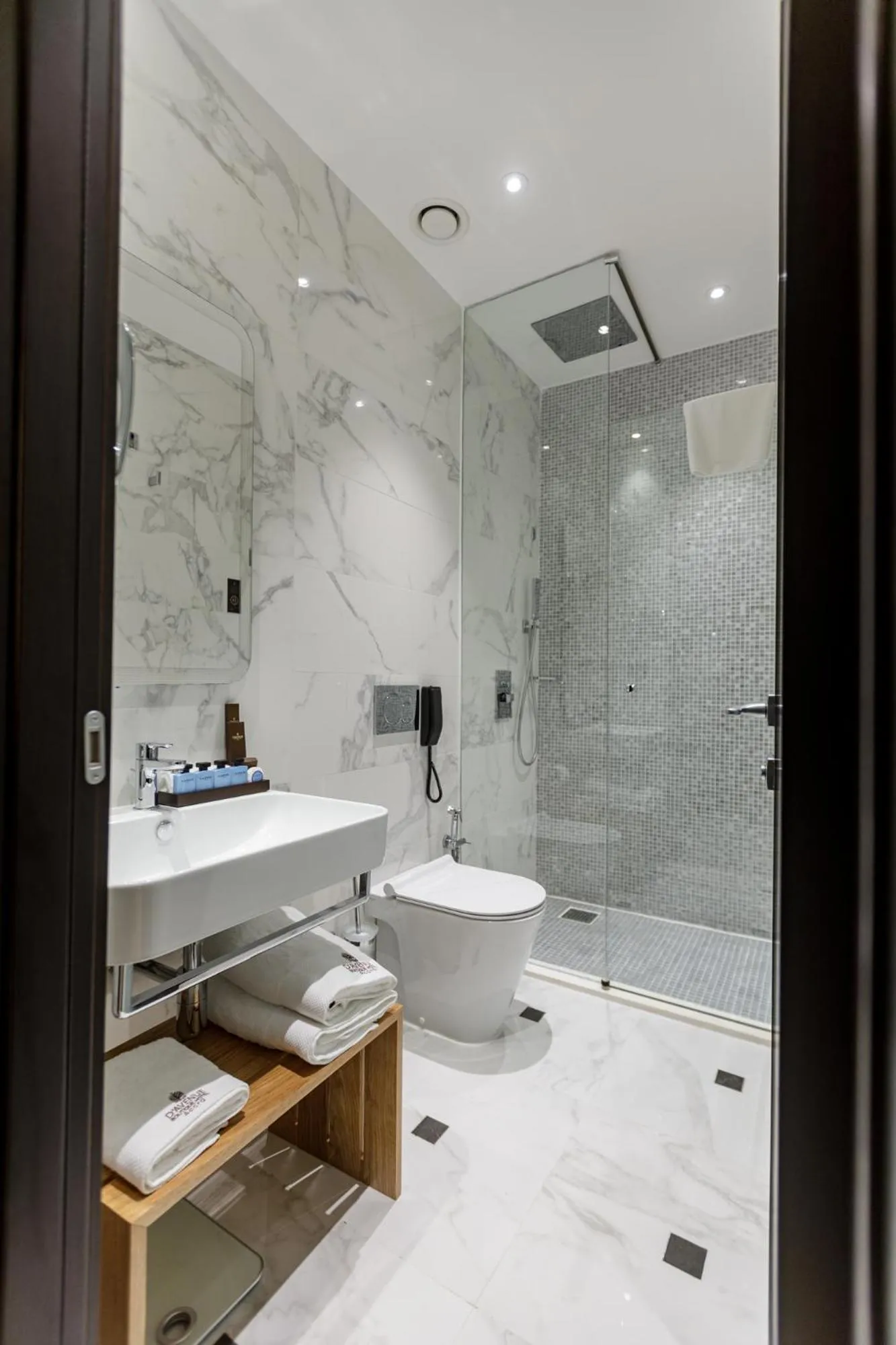 Bathroom in D'avenue Boutique Hotel Accra