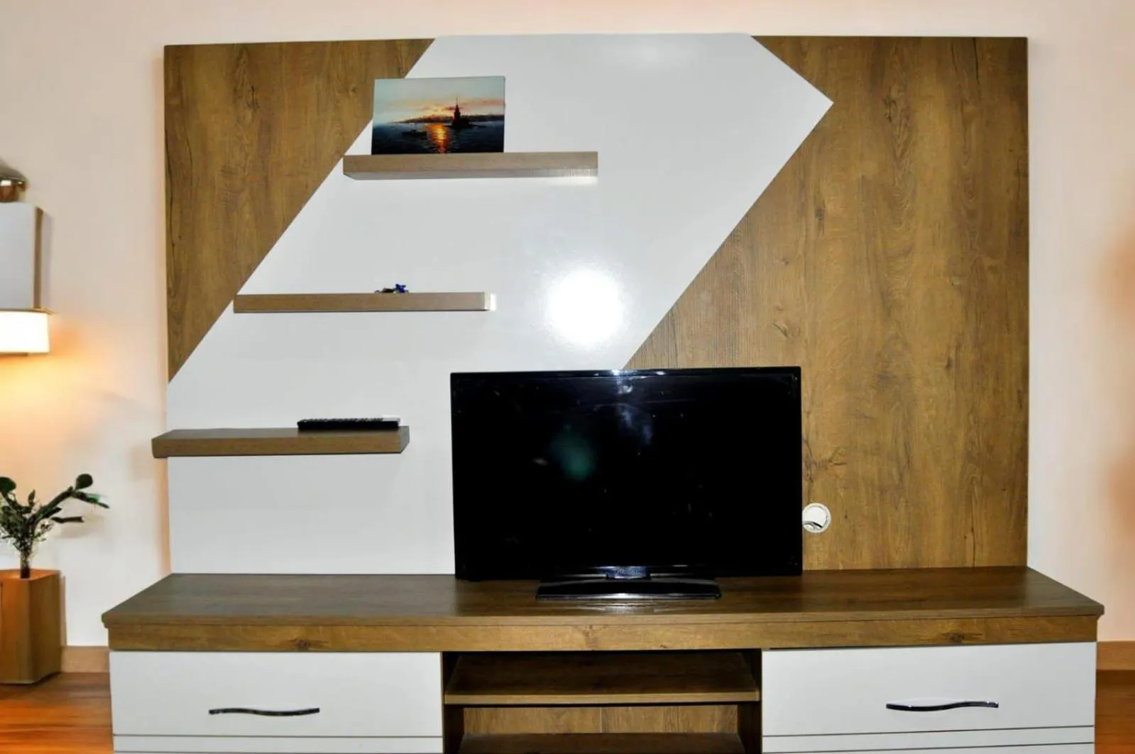 Communal lounge/ TV room in Mimoza İstiklal Apart Hotel