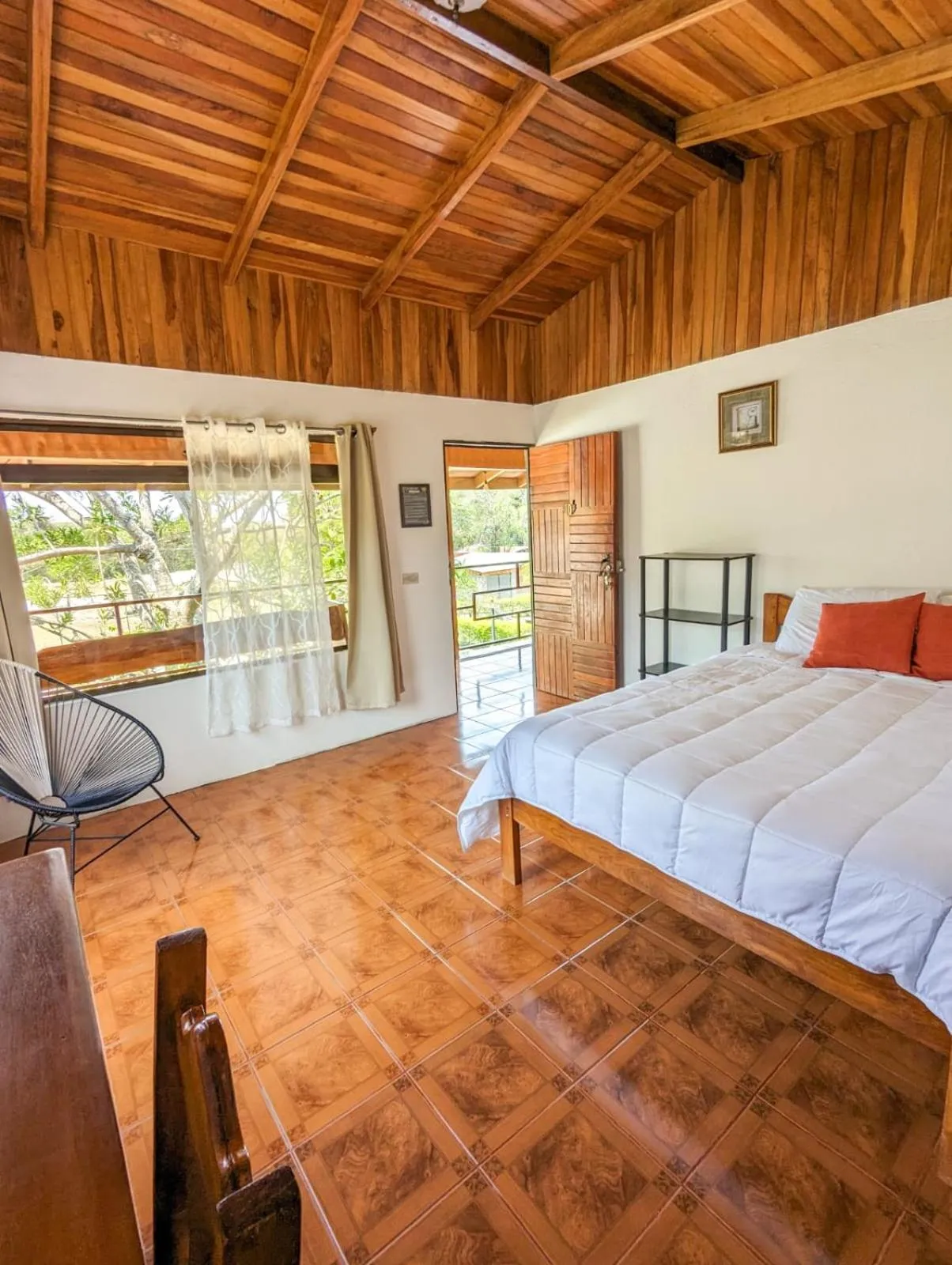 Property building, Bed in El Nido Lodge