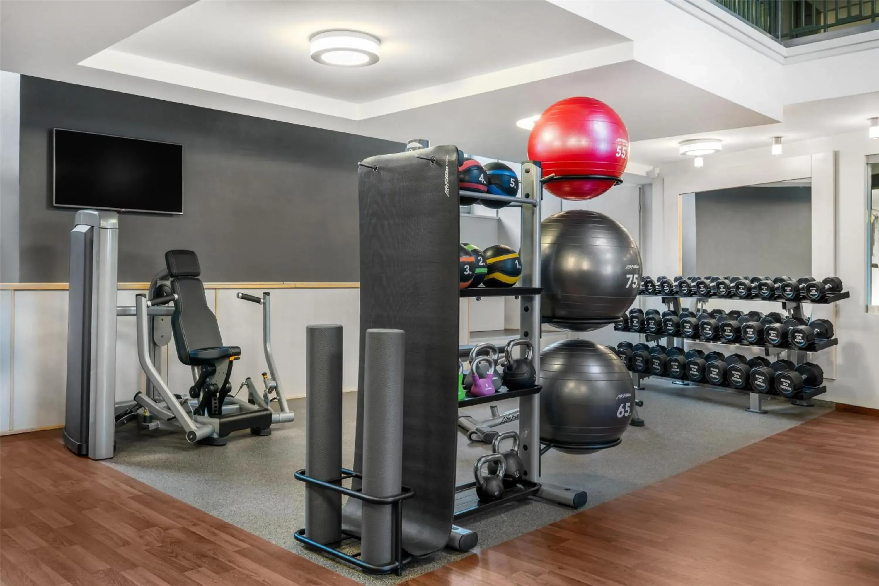 Fitness centre/facilities in Hilton Budapest Fitness centre/facilities in Hilton Budapest