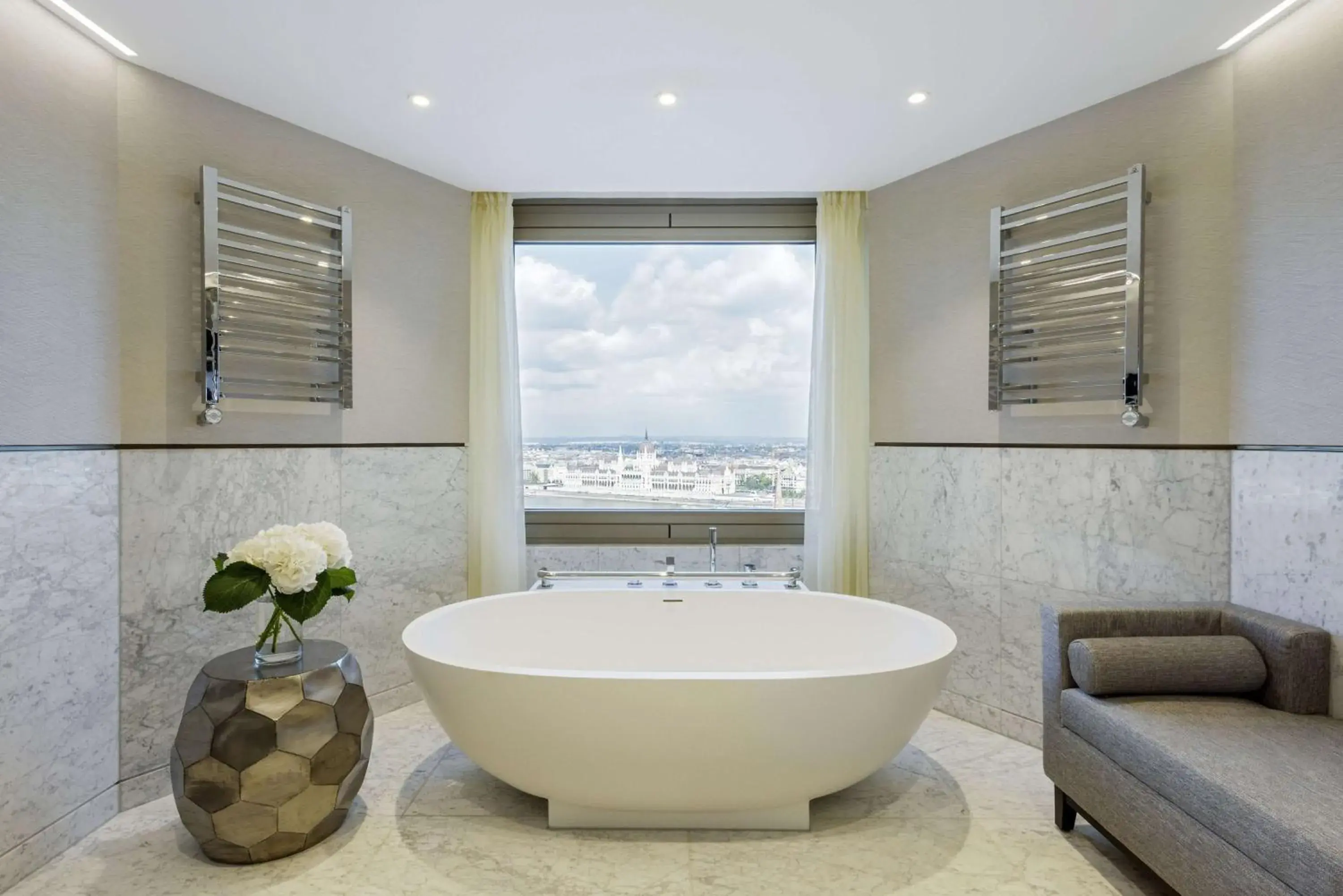 Bathroom in Hilton Budapest Bathroom in Hilton Budapest