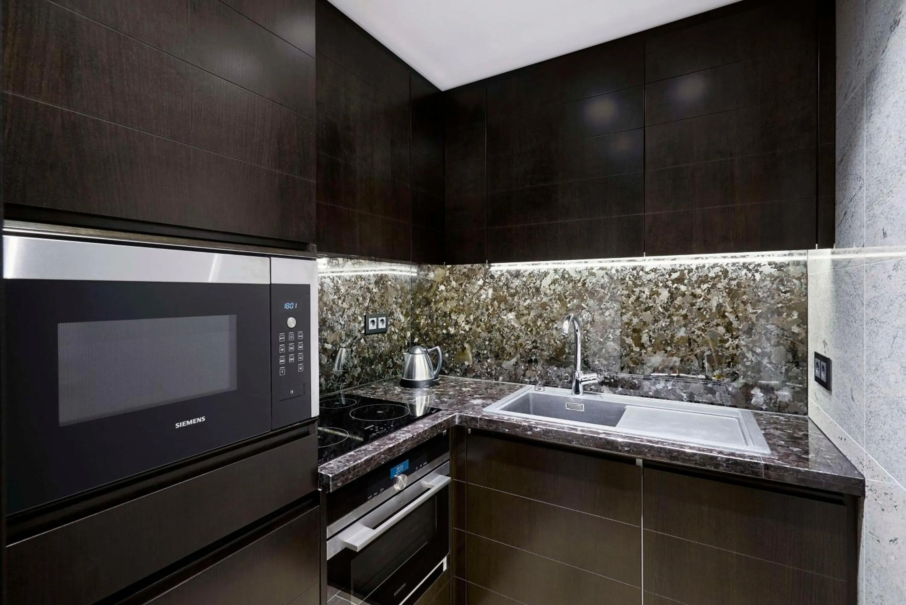 Kitchen or kitchenette in Hilton Budapest