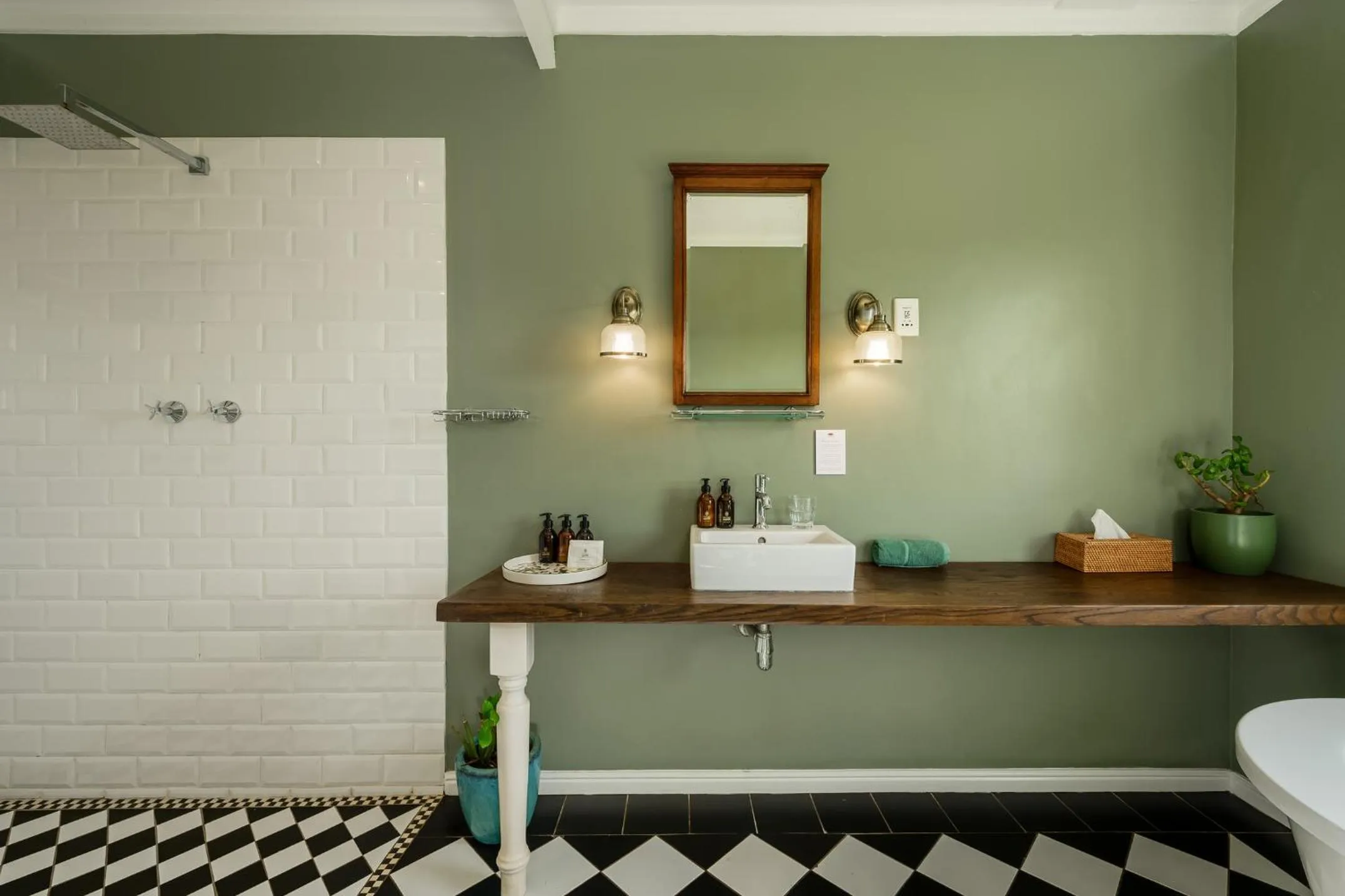 Camp Figtree by The Oyster Collection