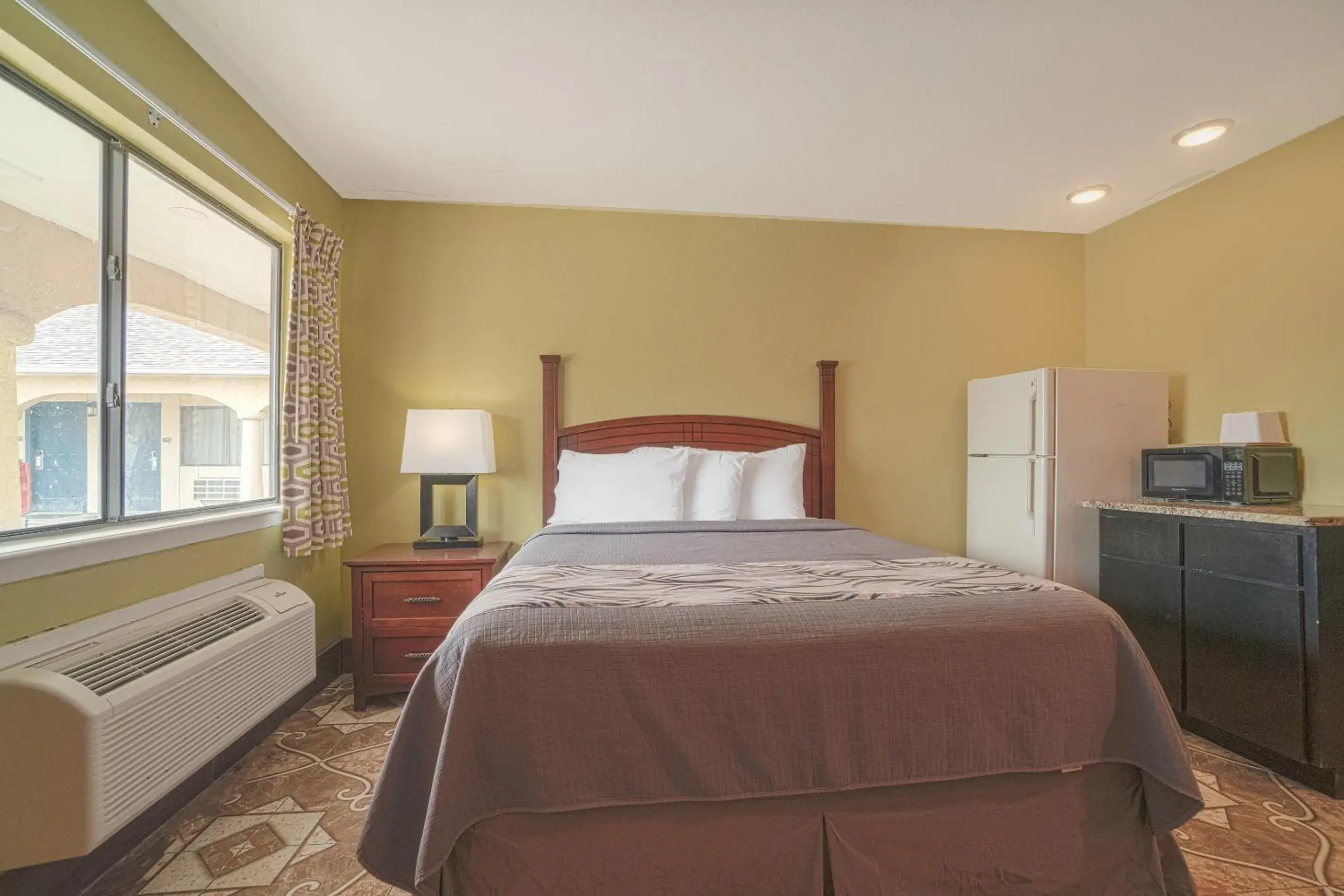 Bedroom, Bed in Aransas Bay Inn & Suites Corpus Christi by OYO Bedroom, Bed in Aransas Bay Inn & Suites Corpus Christi by OYO