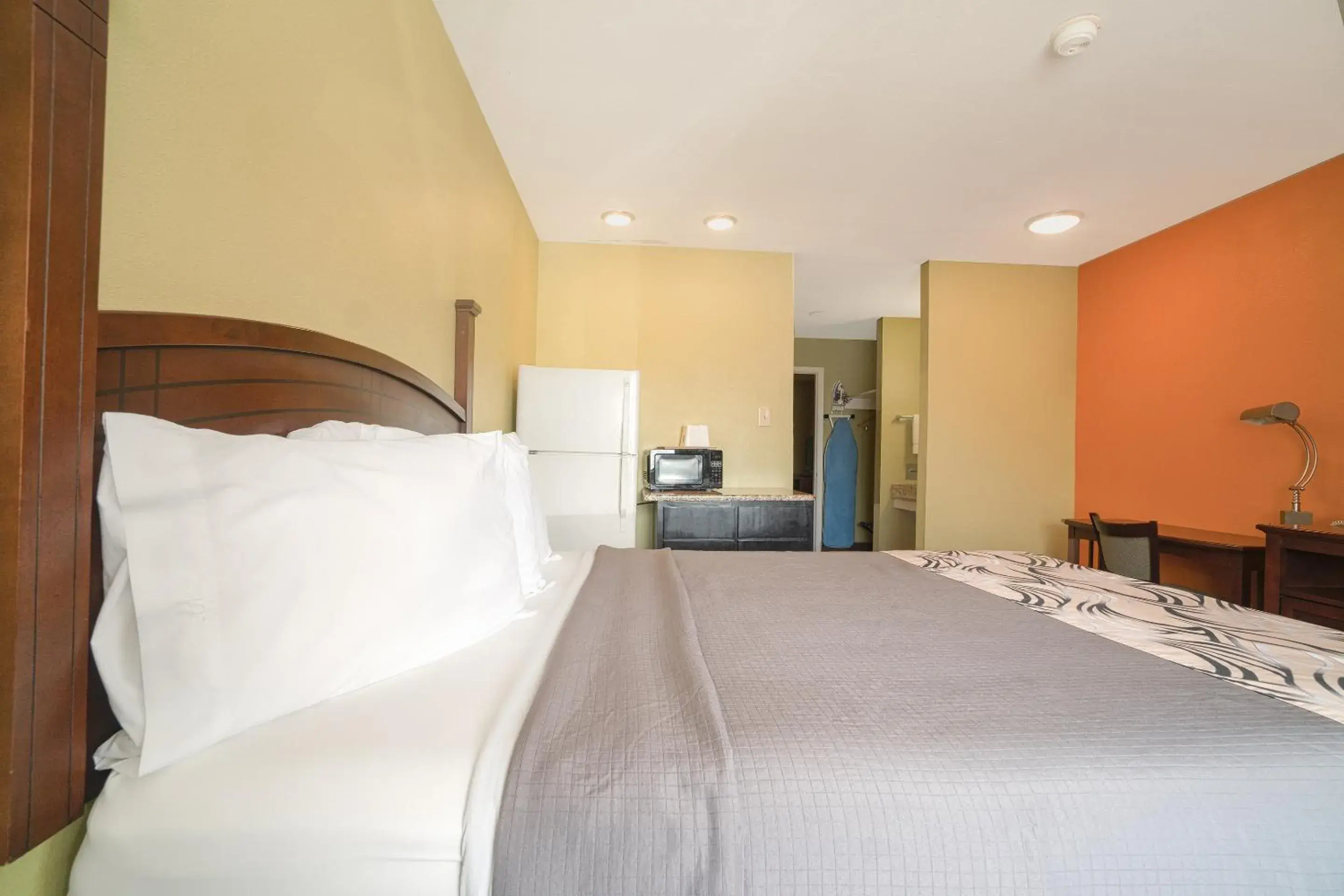 Bedroom, Bed in Aransas Bay Inn & Suites Corpus Christi by OYO Bedroom, Bed in Aransas Bay Inn & Suites Corpus Christi by OYO