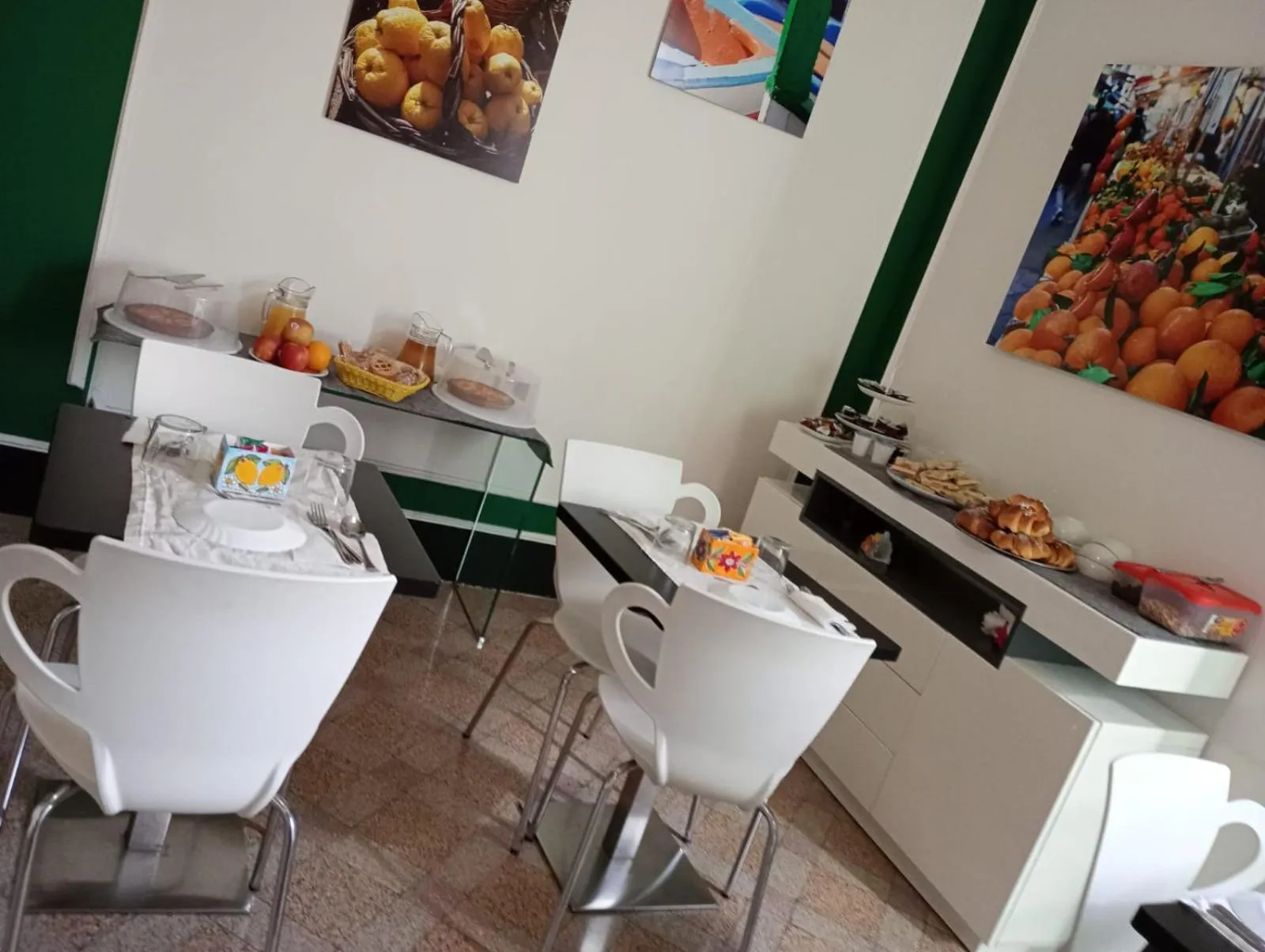 Breakfast in La Dimora del Massimo