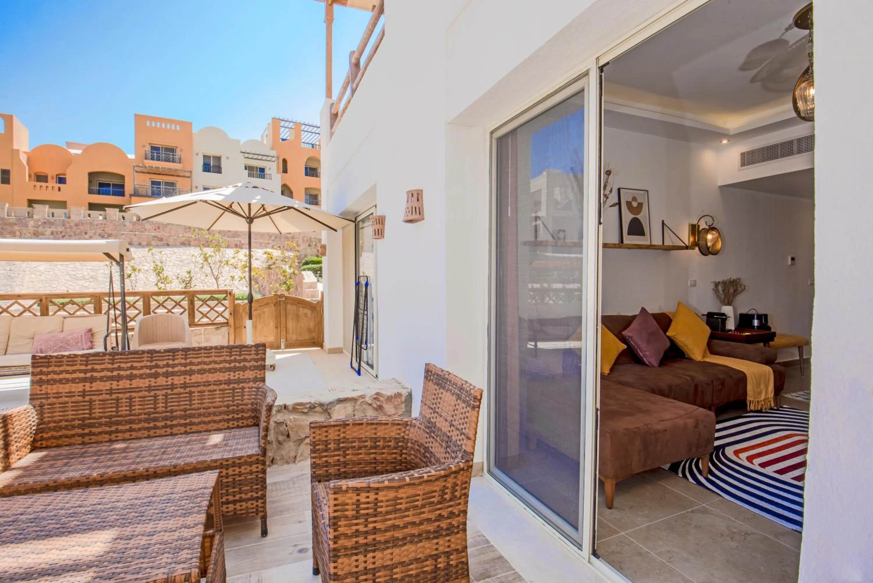 Patio in OSKENA Azzurra Sahl Hasheesh Hurghada