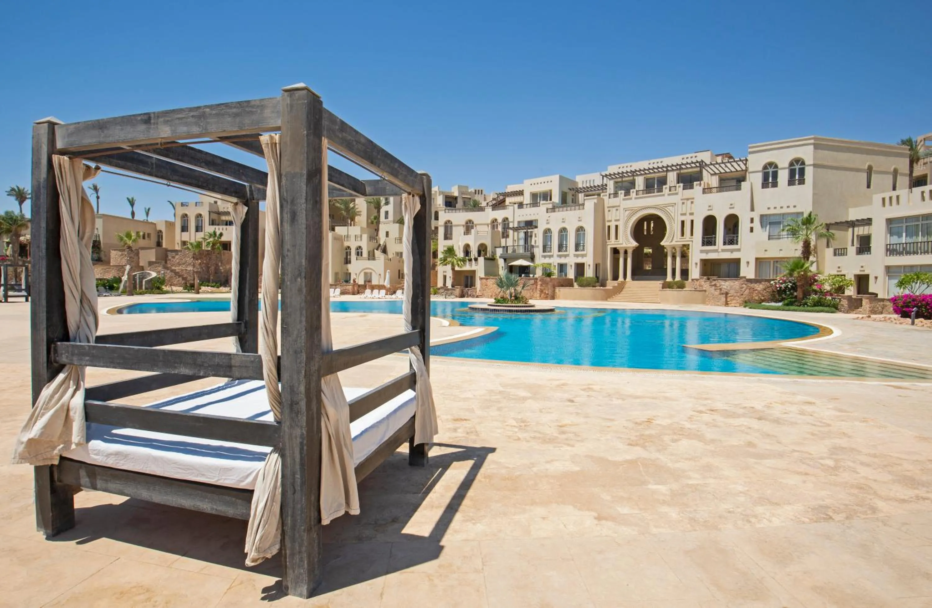 Swimming pool in OSKENA Azzurra Sahl Hasheesh Hurghada