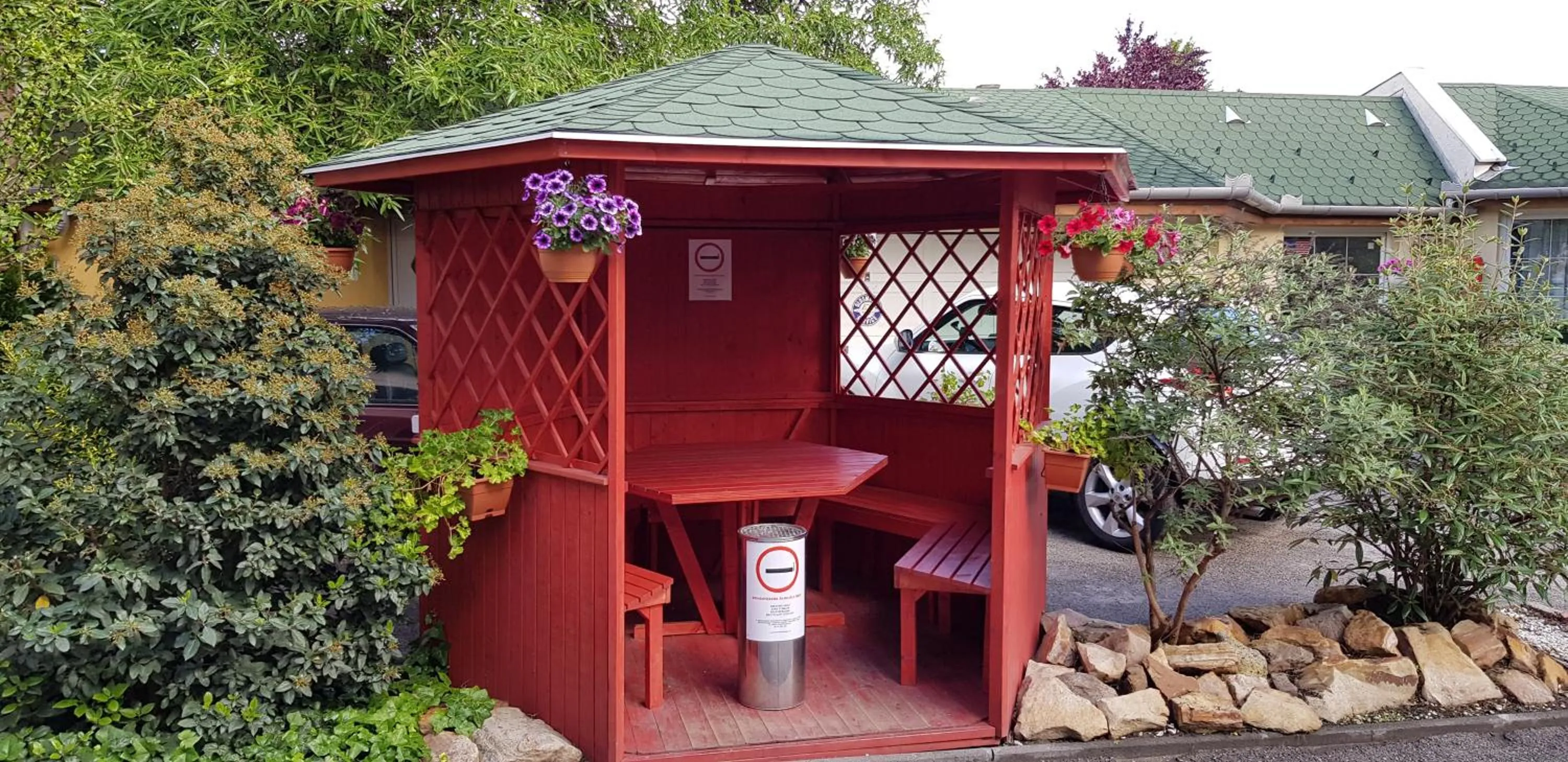 Seating area in Hotel Oswaldo