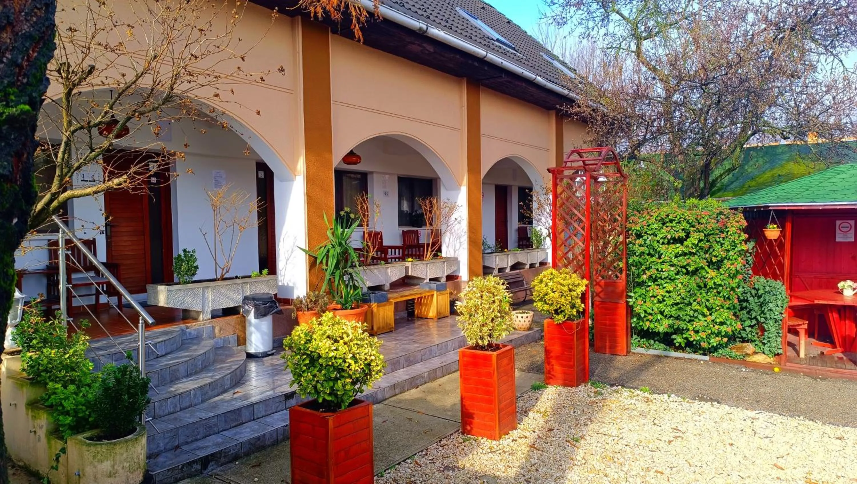 Property building in Hotel Oswaldo