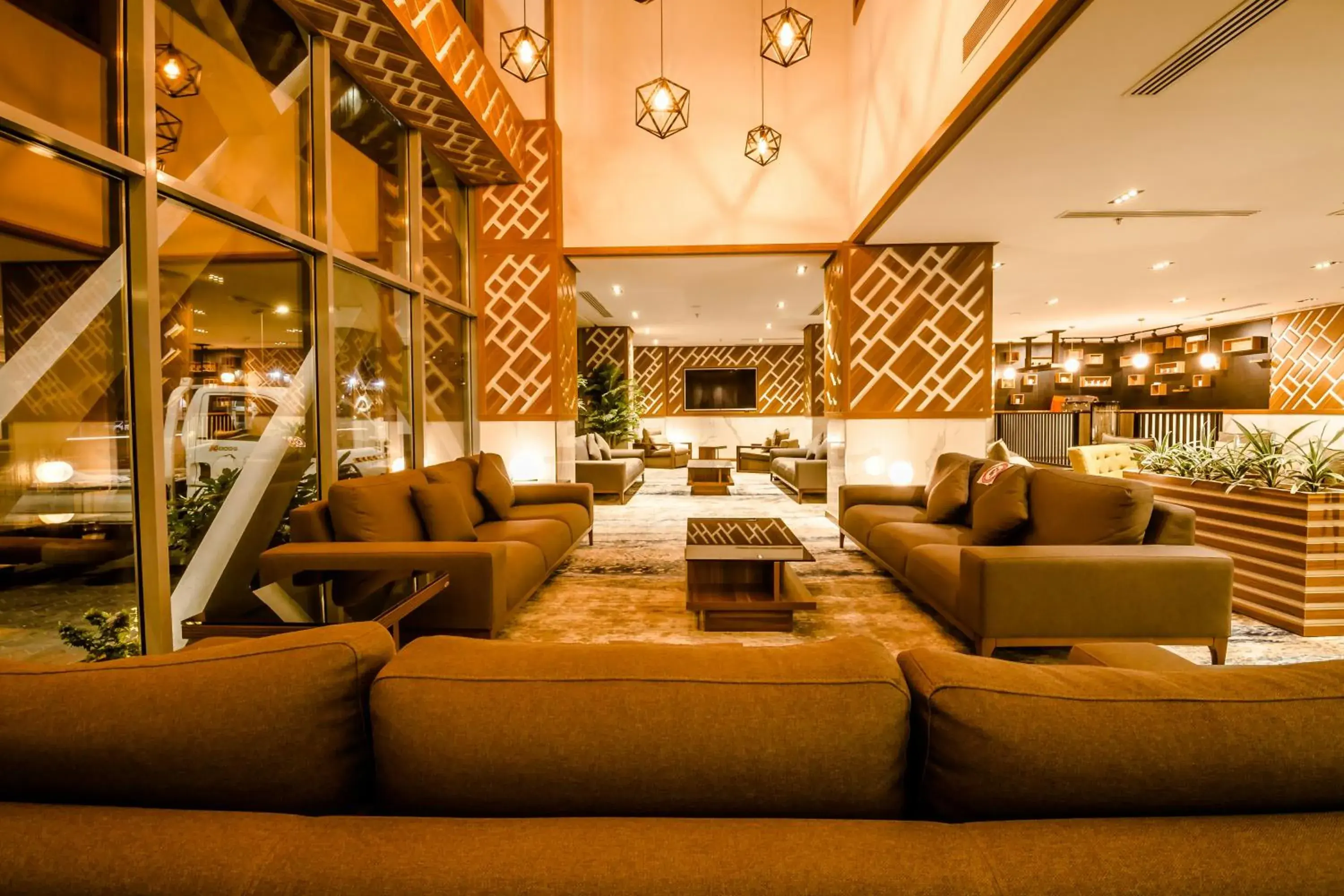 Lounge or bar in White Diamond Hotel Sari Lounge or bar in White Diamond Hotel Sari
