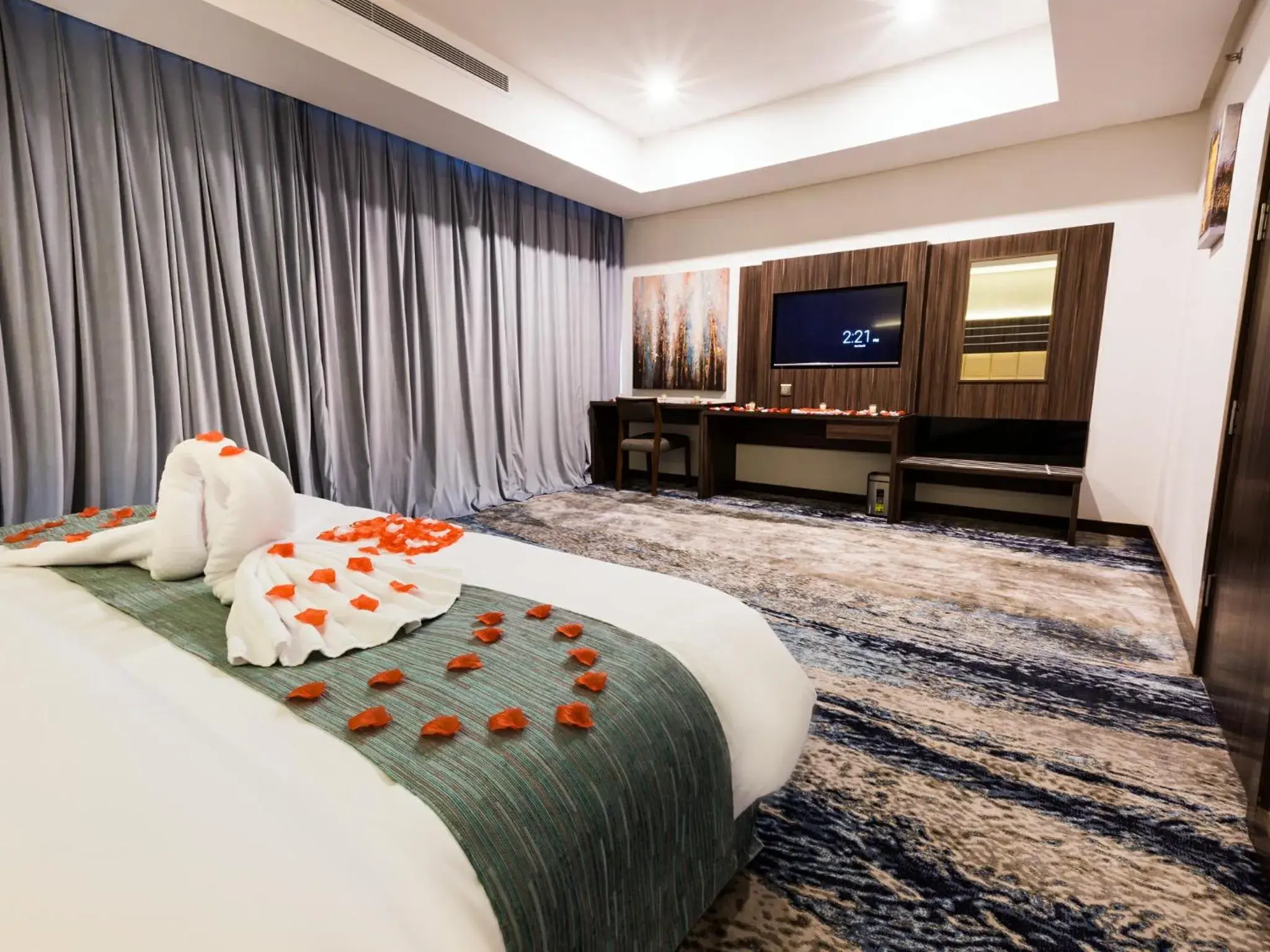 Photo of the whole room, Bed in White Diamond Hotel Sari Photo of the whole room, Bed in White Diamond Hotel Sari