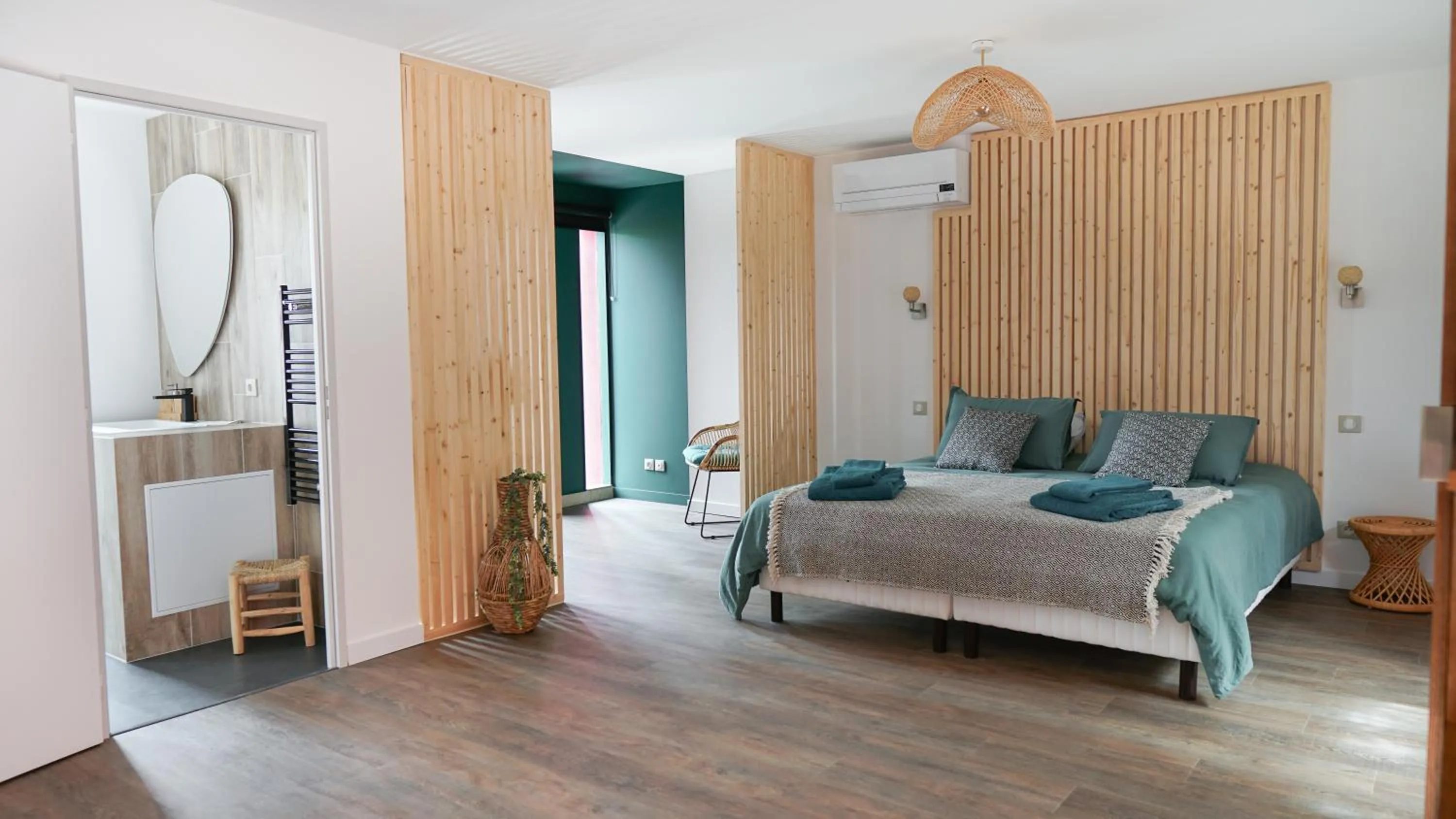 Photo of the whole room, Bed in VILLA MAGNOLIA