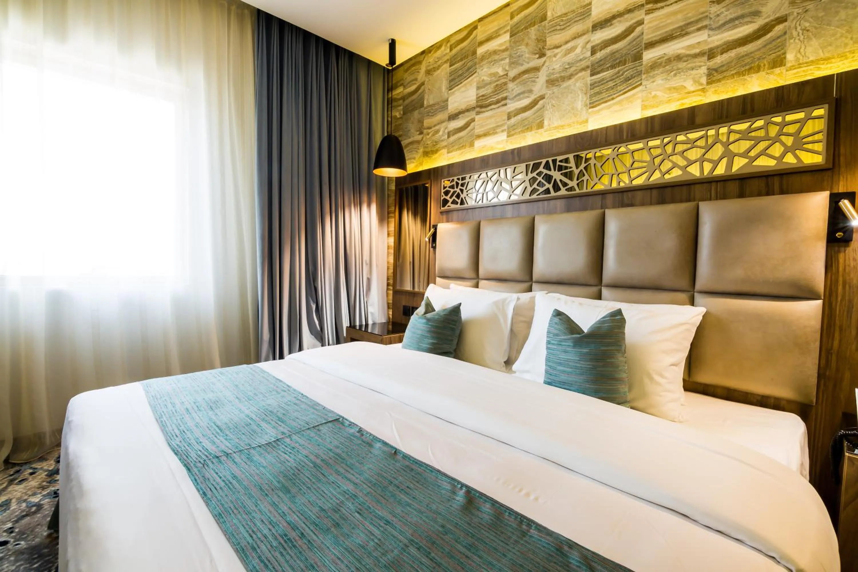 Photo of the whole room, Bed in Wow Diamond Hotel