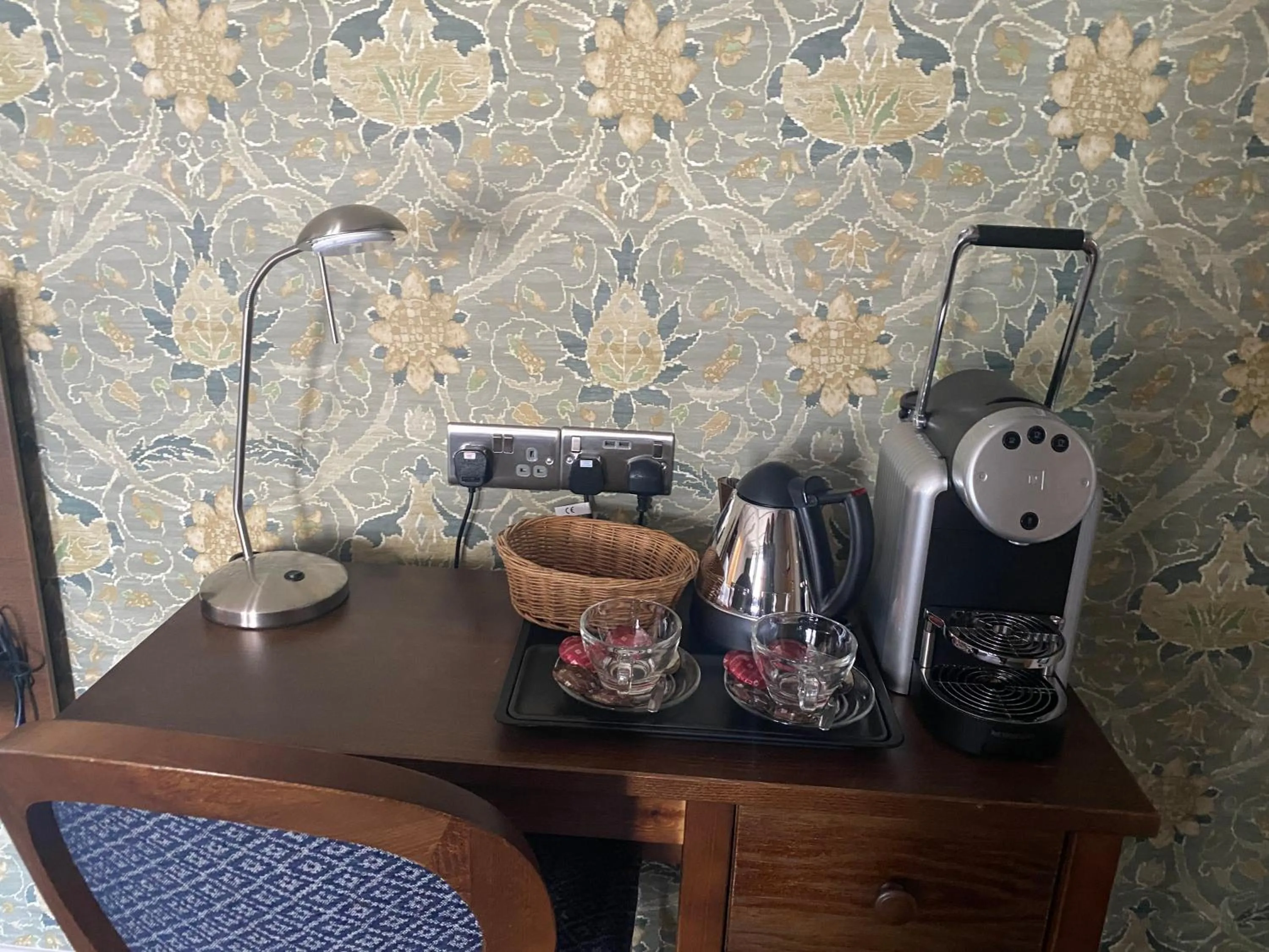 rooms @ the dolau inn