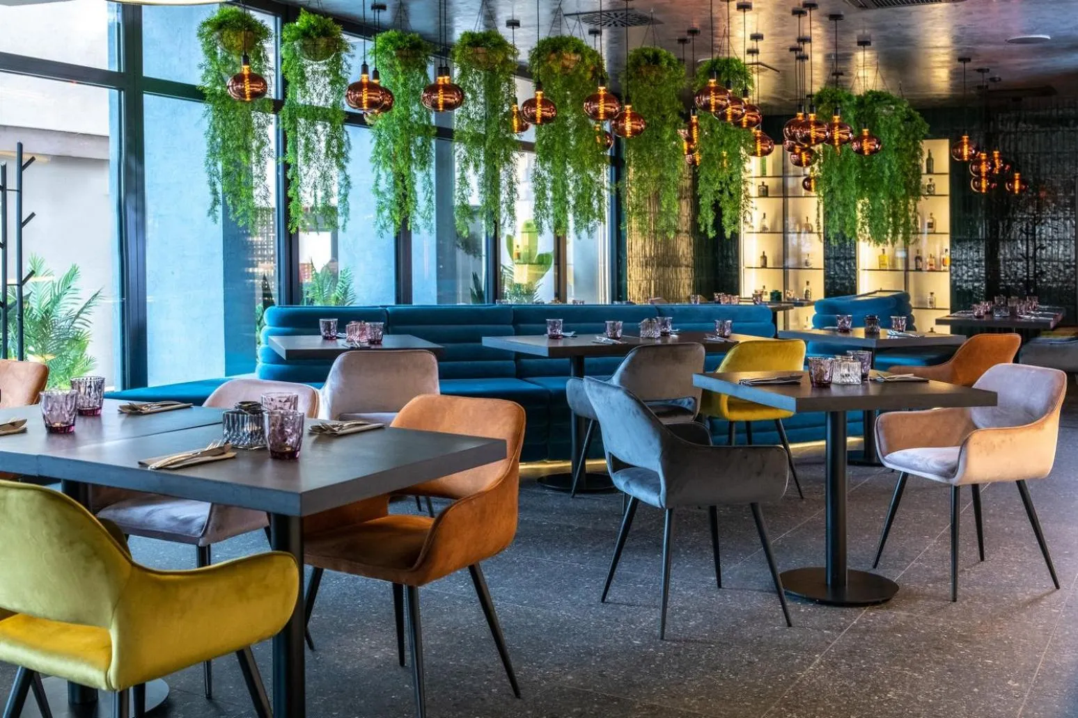 Restaurant/places to eat in Hotel Délibáb