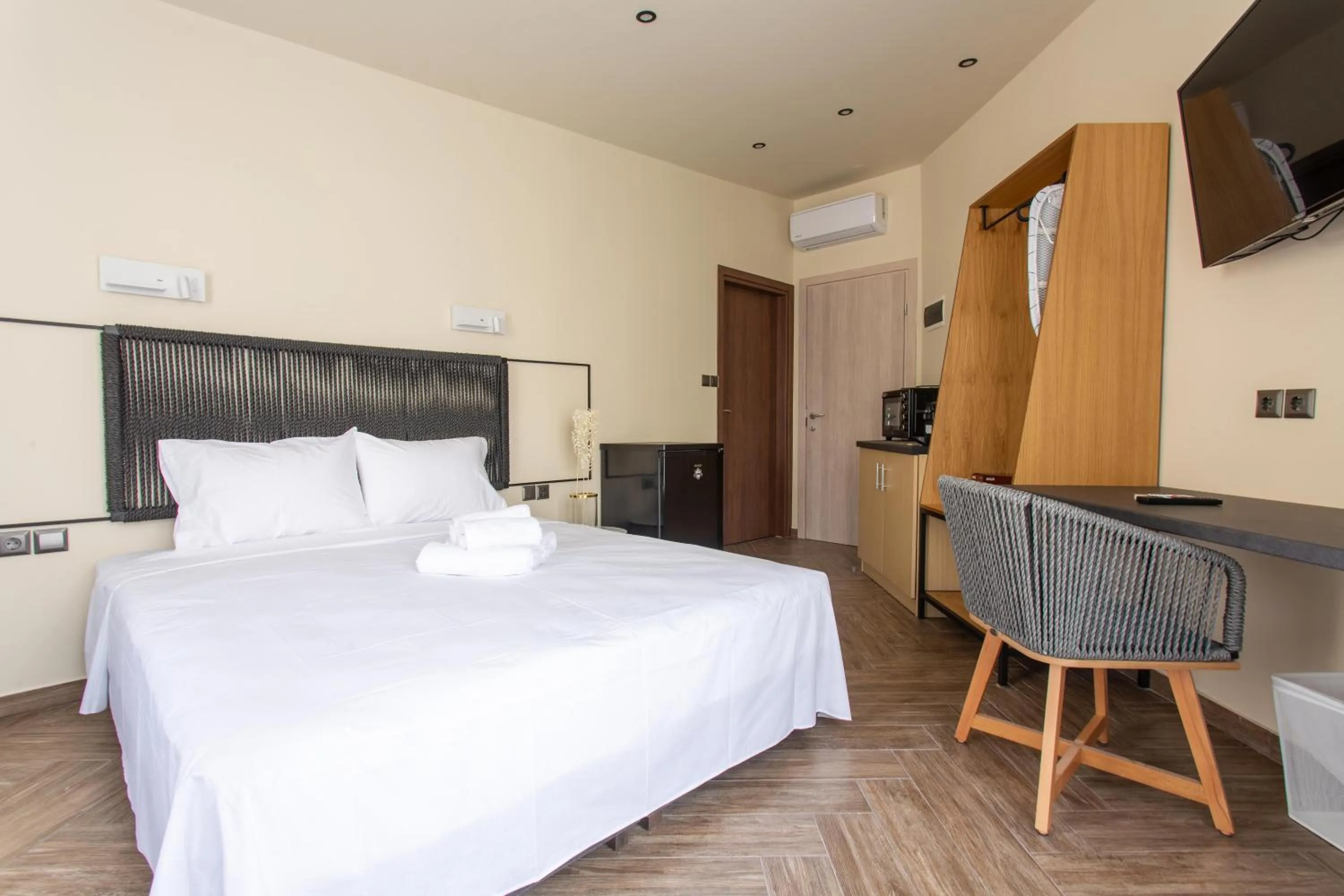 Bed in Leone Suites