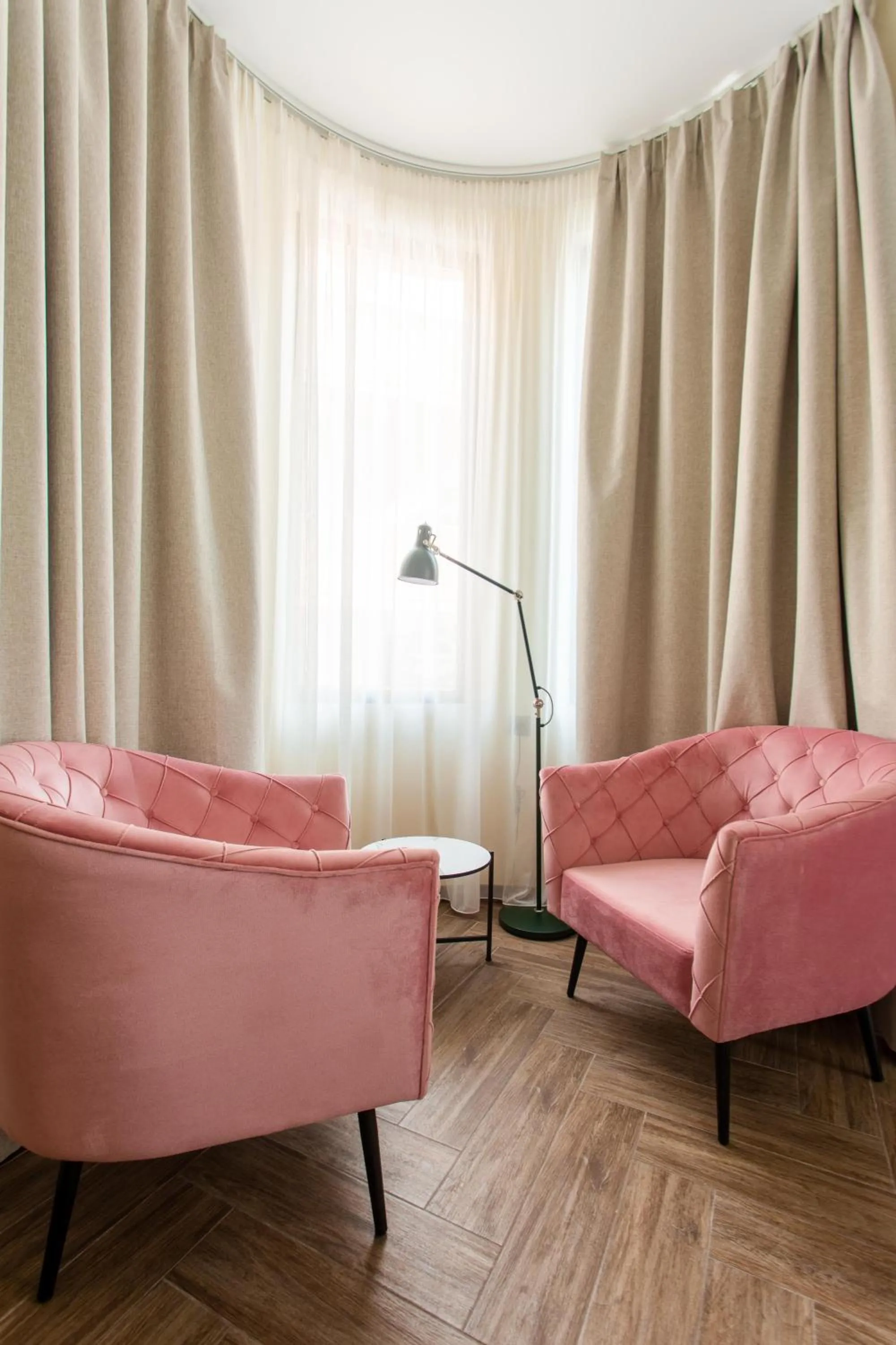 Leone Suites