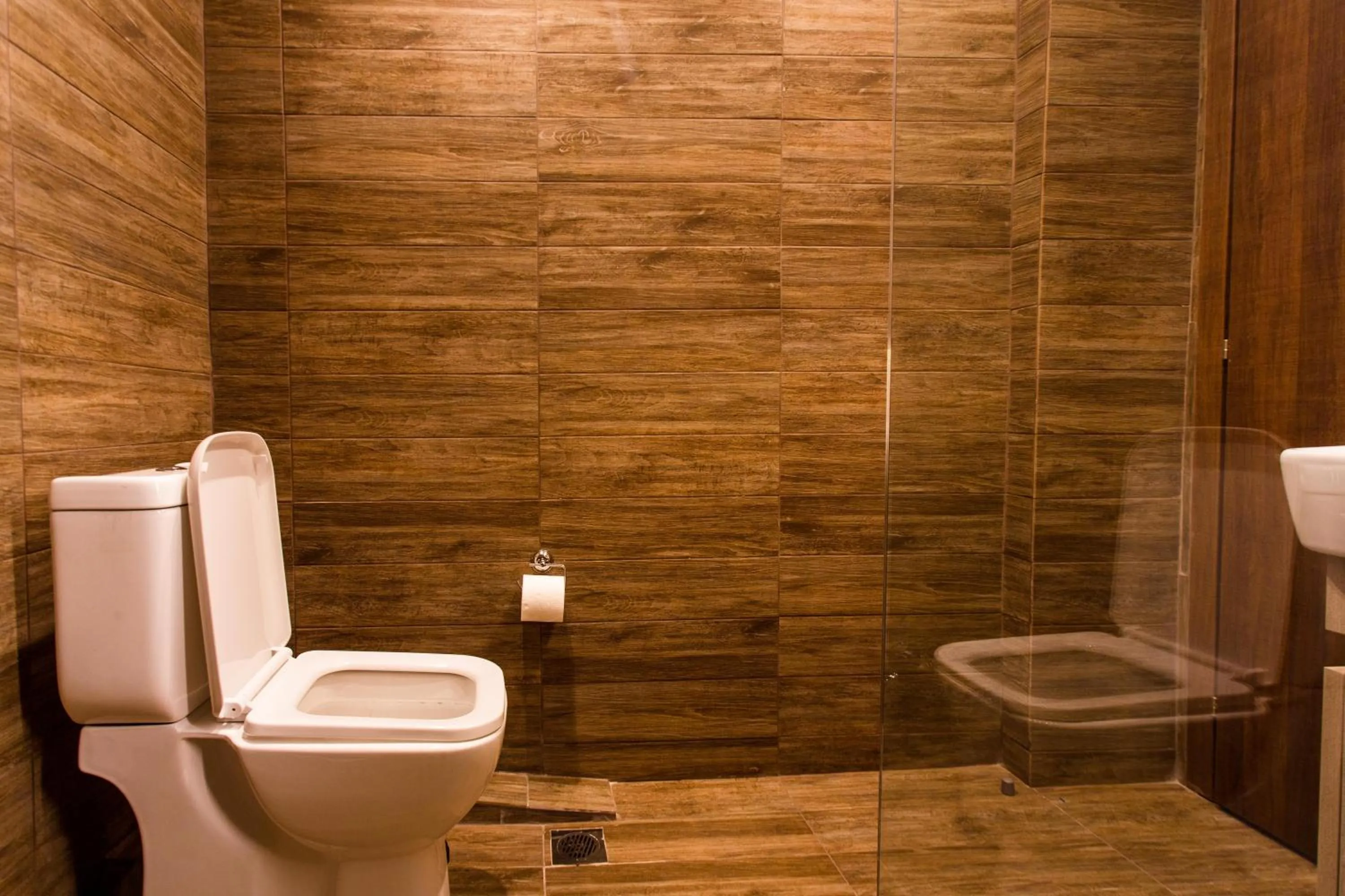 Leone Suites