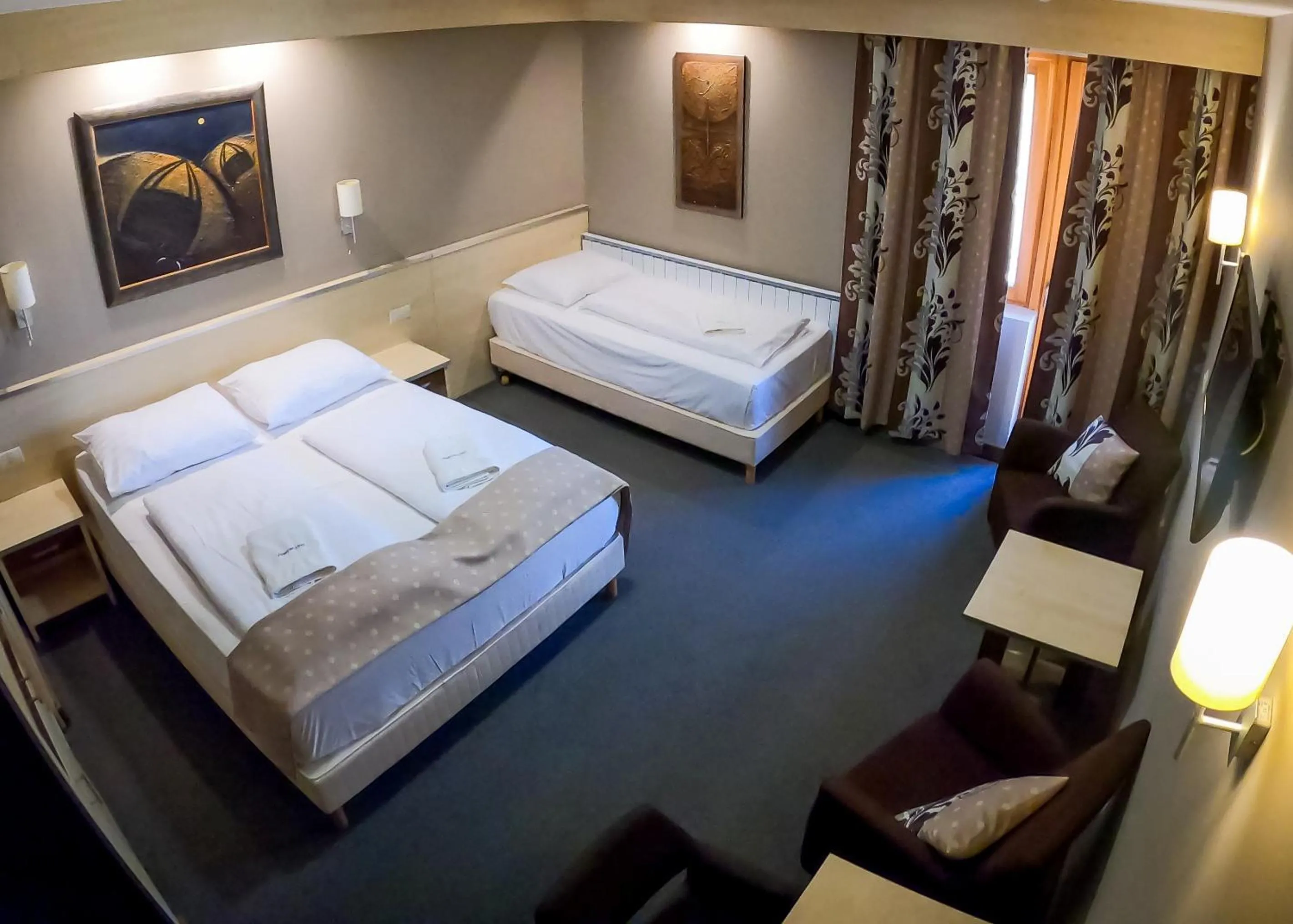 Bed in Hotel Vineyard Inn - Szőlőskert