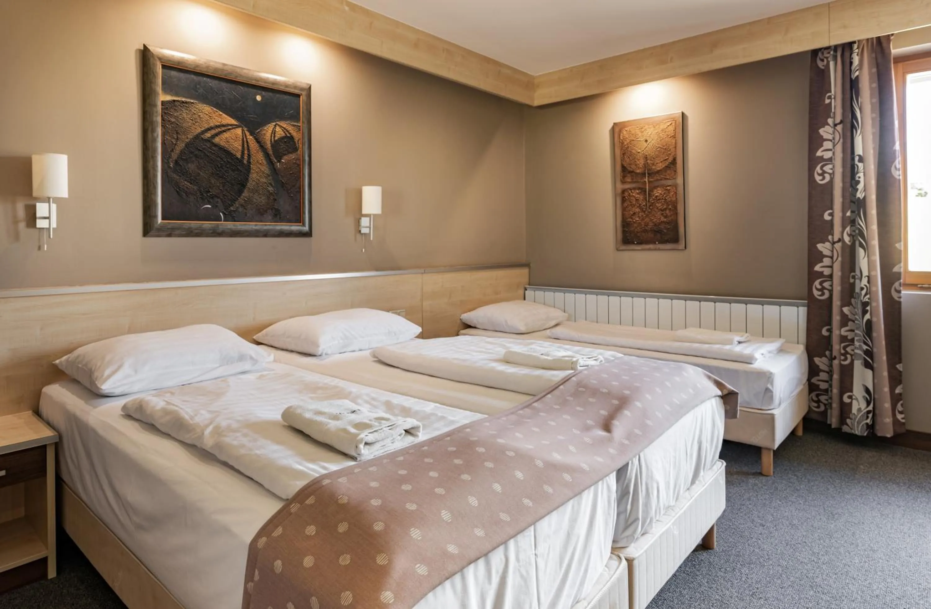 Bed in Hotel Vineyard Inn - Szőlőskert