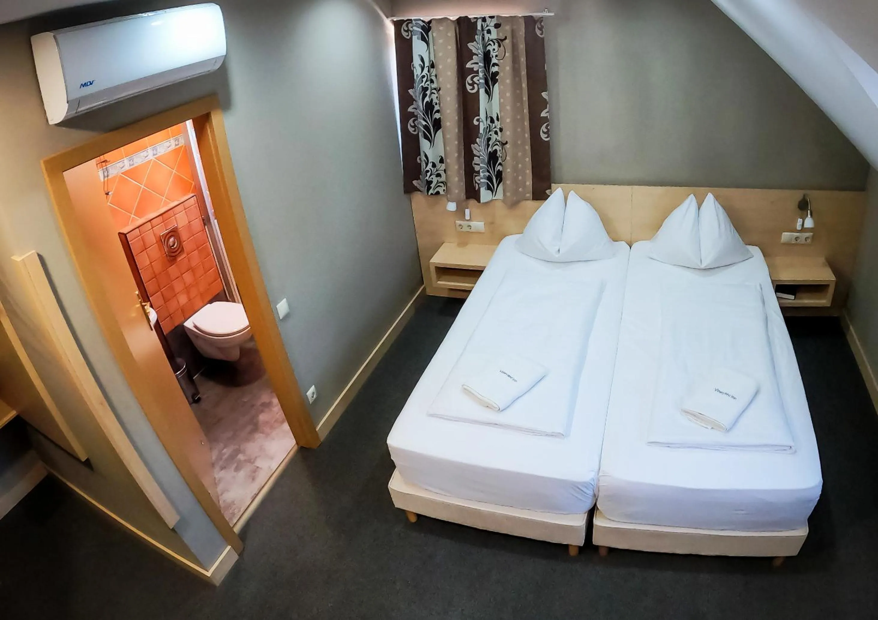 Bed in Hotel Vineyard Inn - Szőlőskert