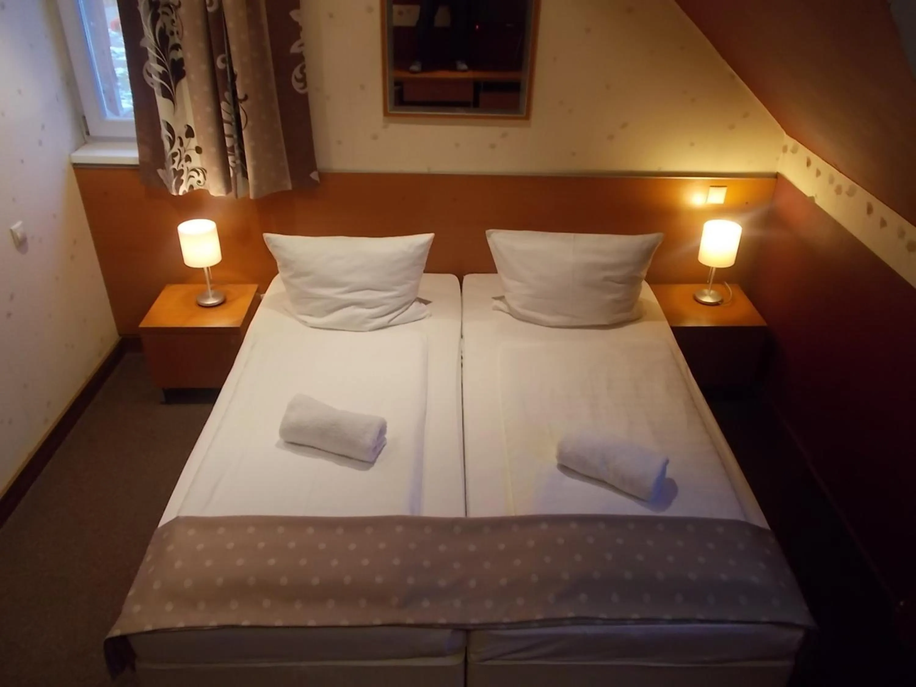 Photo of the whole room, Bed in Hotel Vineyard Inn - Szőlőskert