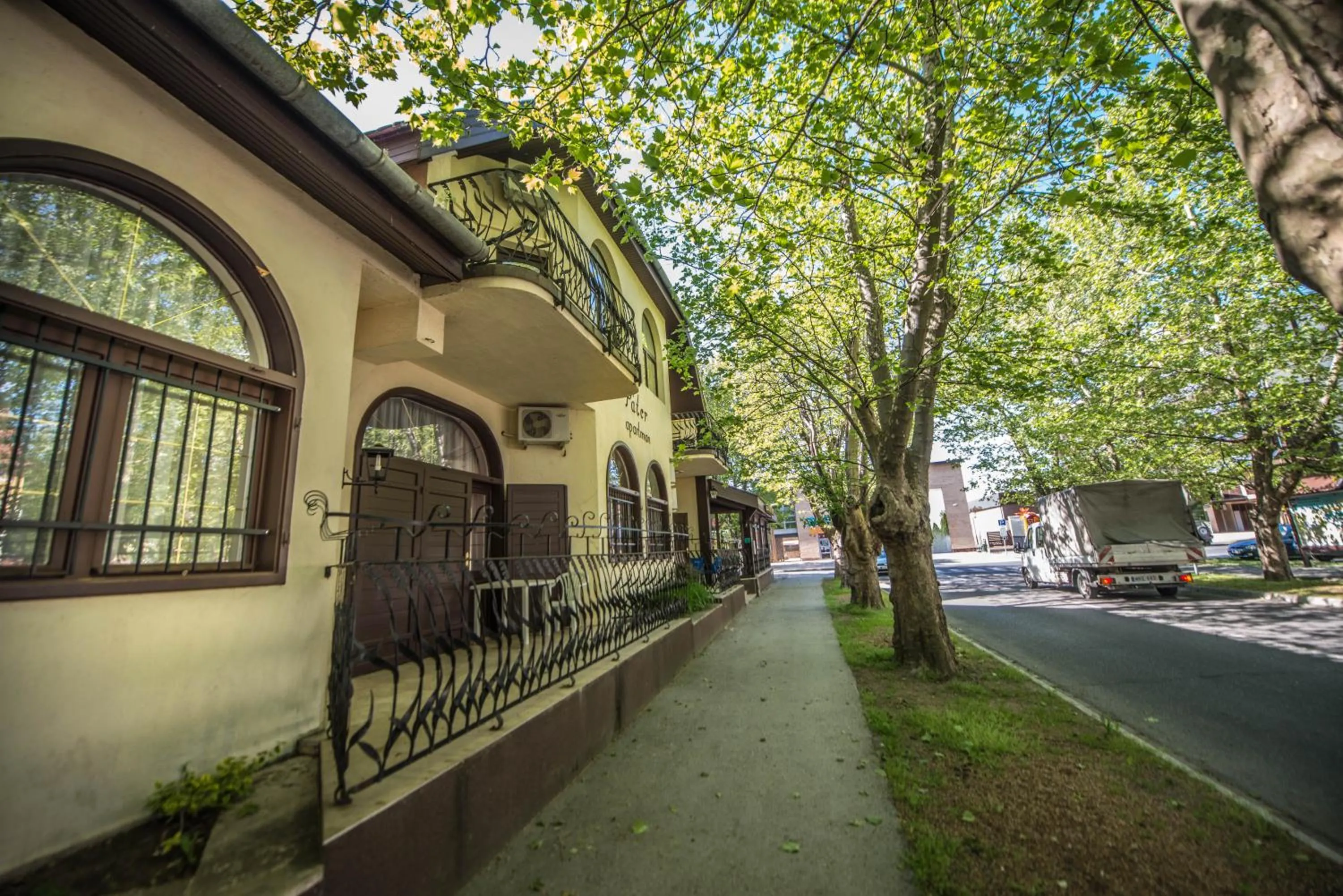 Facade/entrance in Pater Apartments and Rooms