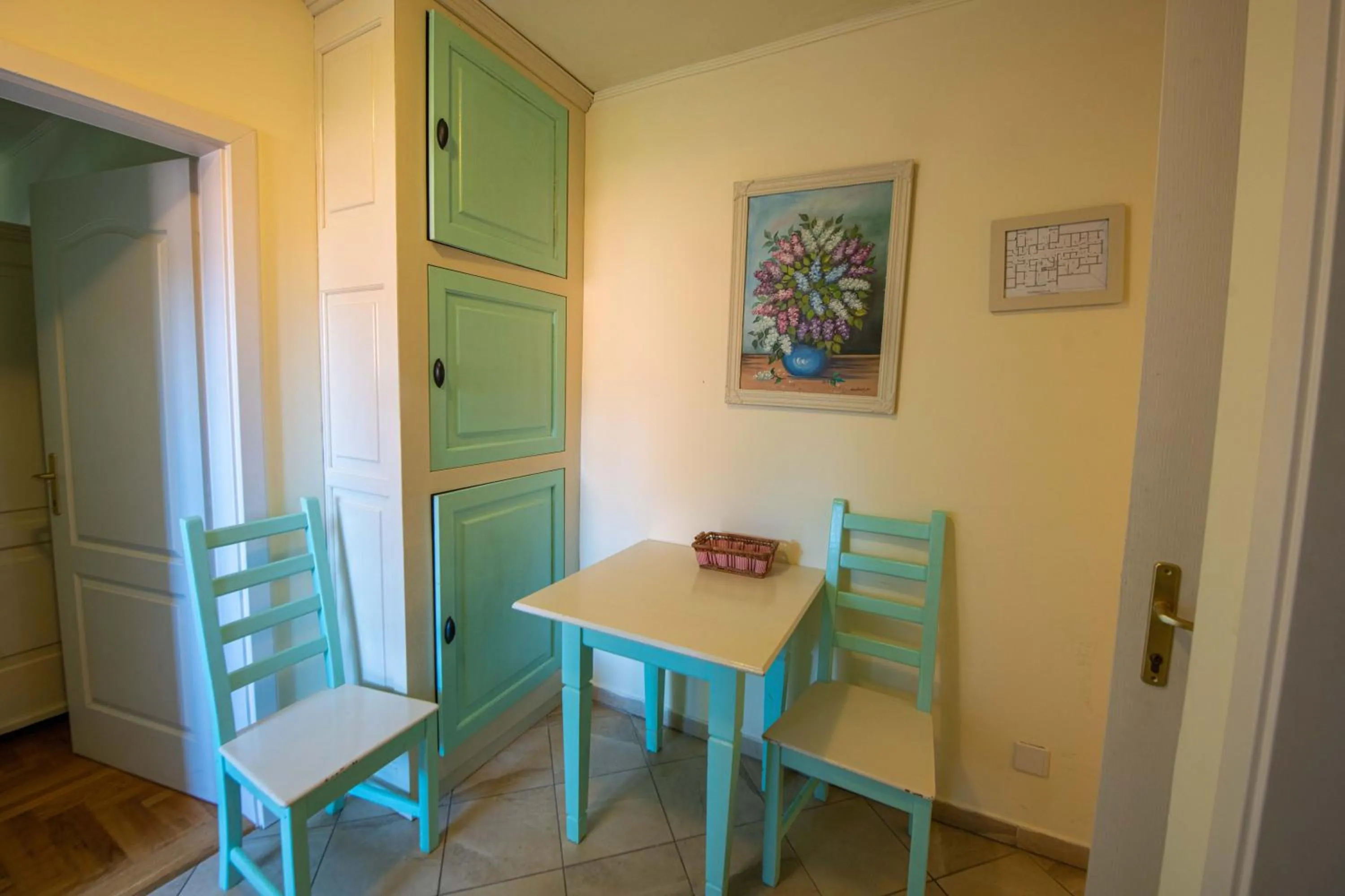 Dining area in Pater Apartments and Rooms