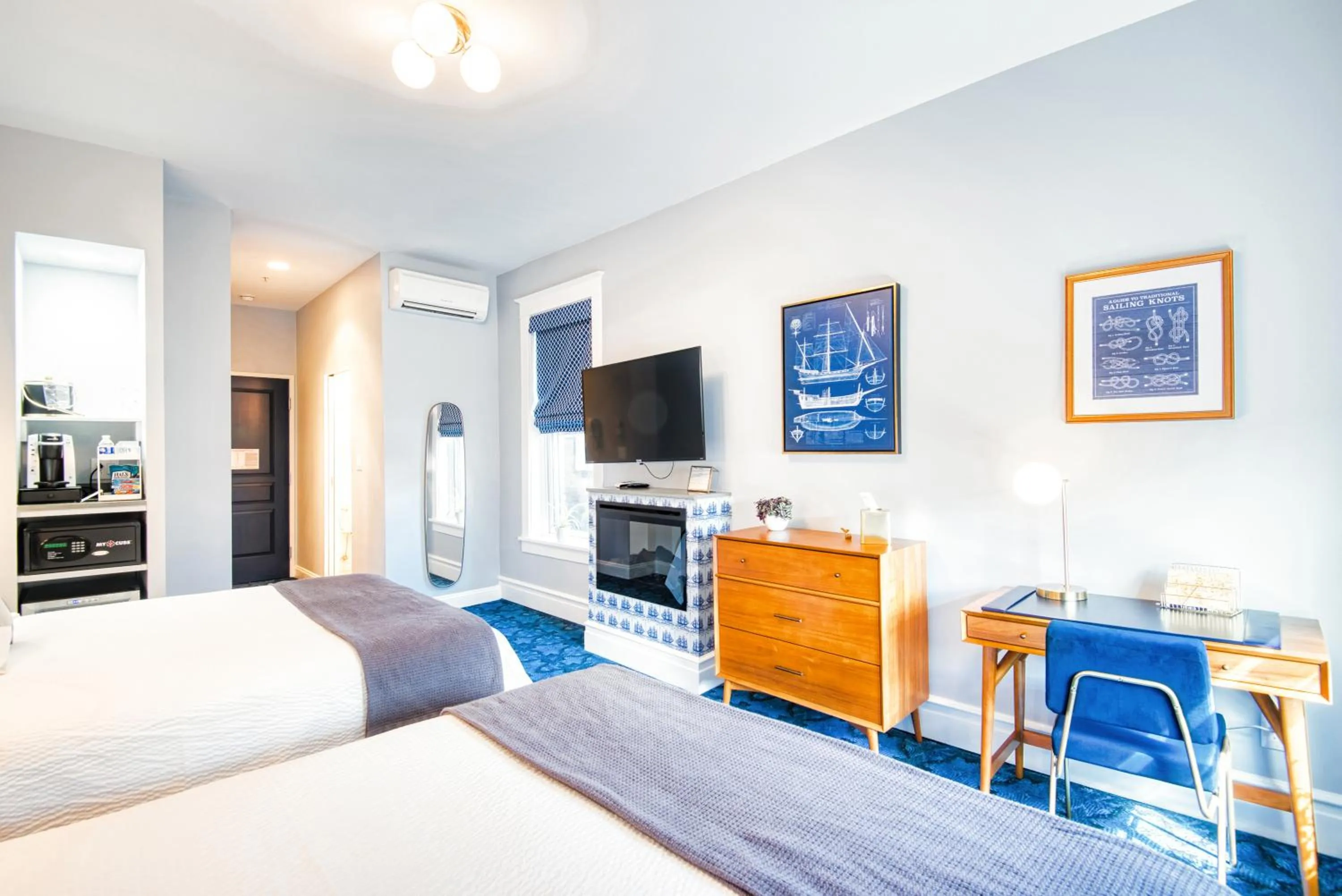 TV and multimedia, Bed in The Hudson Whaler