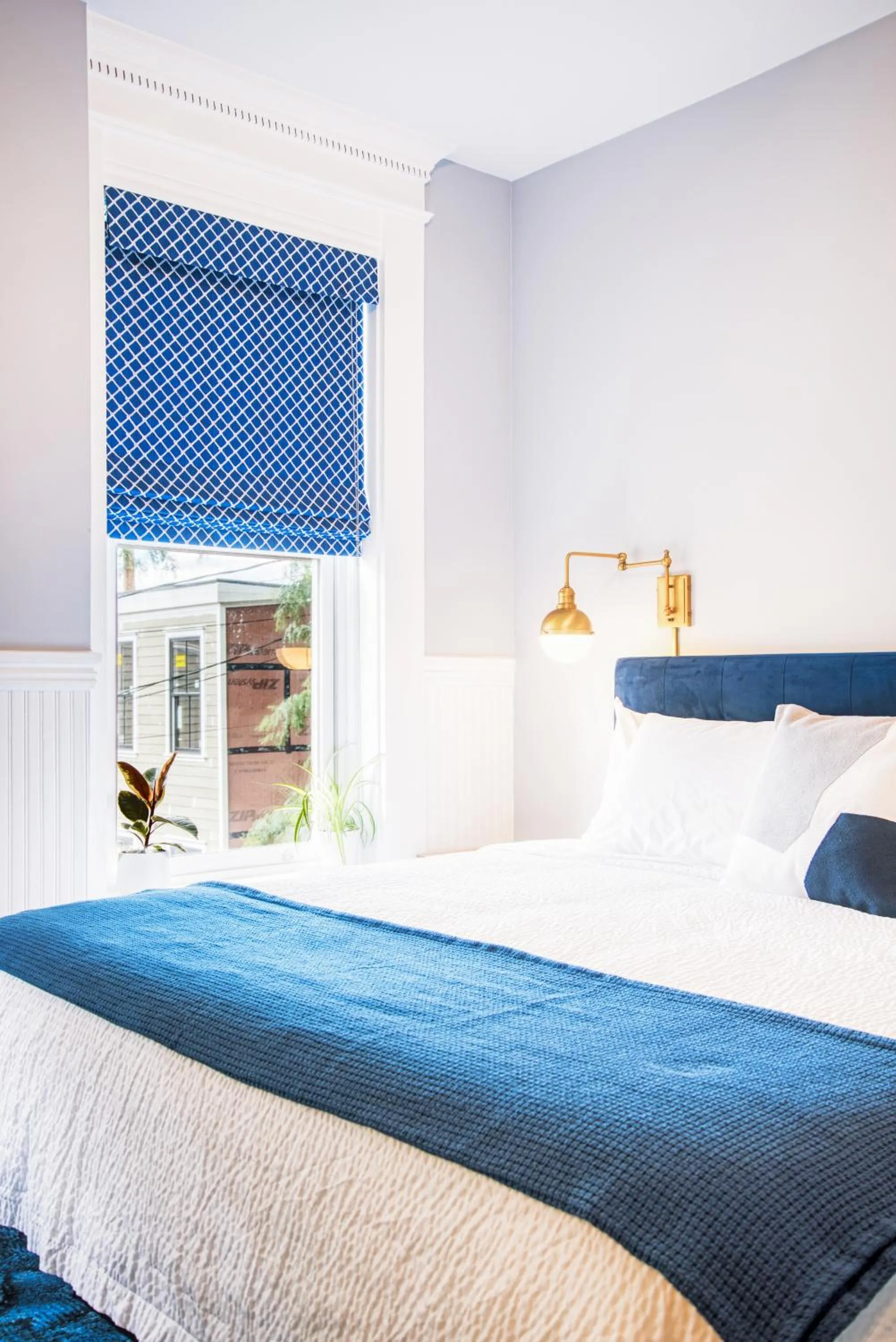 Bed in The Hudson Whaler