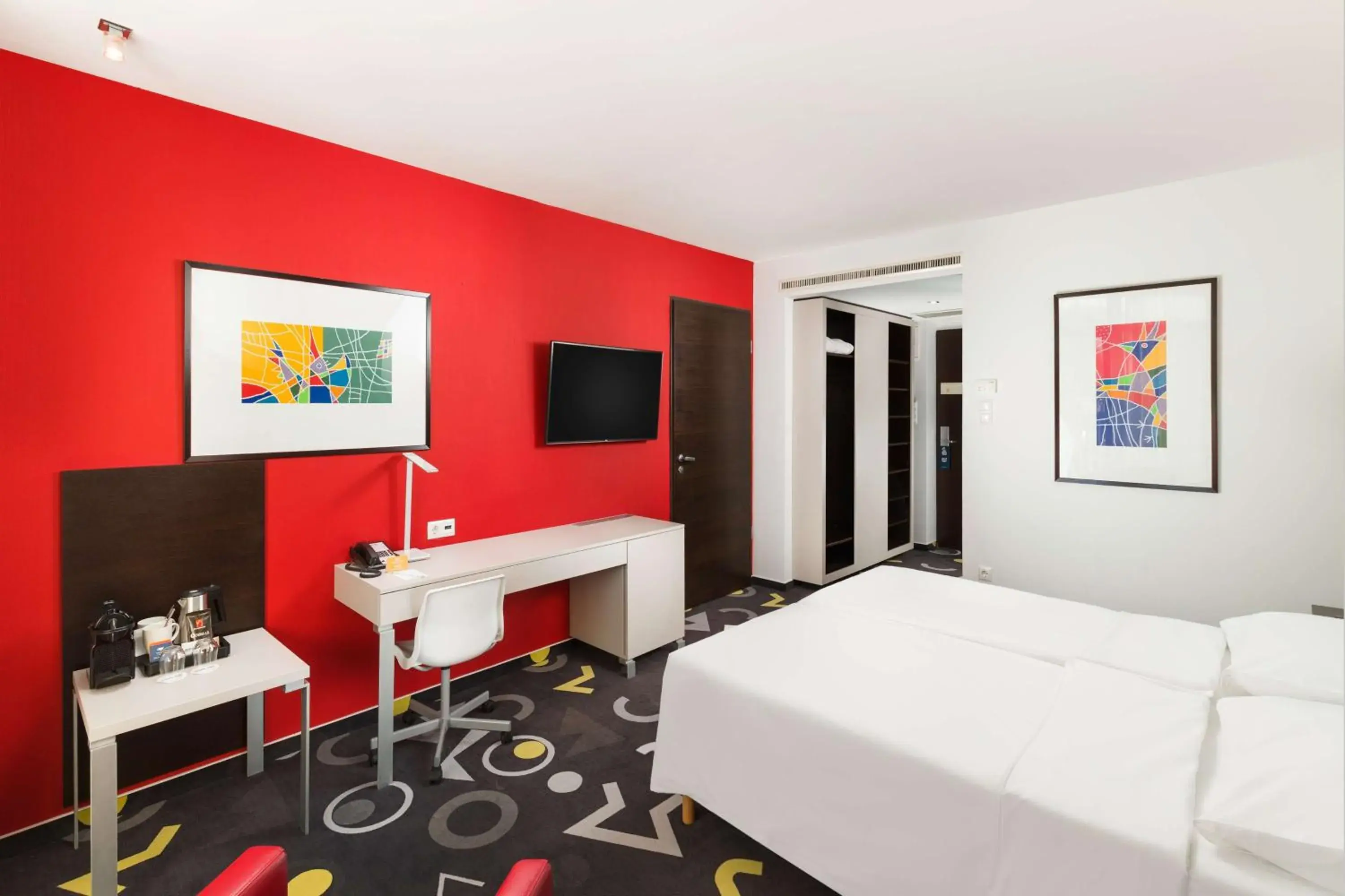 Bedroom, Bed in Park Inn by Radisson Sarvar Resort & Spa - All Inclusive Bedroom, Bed in Park Inn by Radisson Sarvar Resort & Spa - All Inclusive