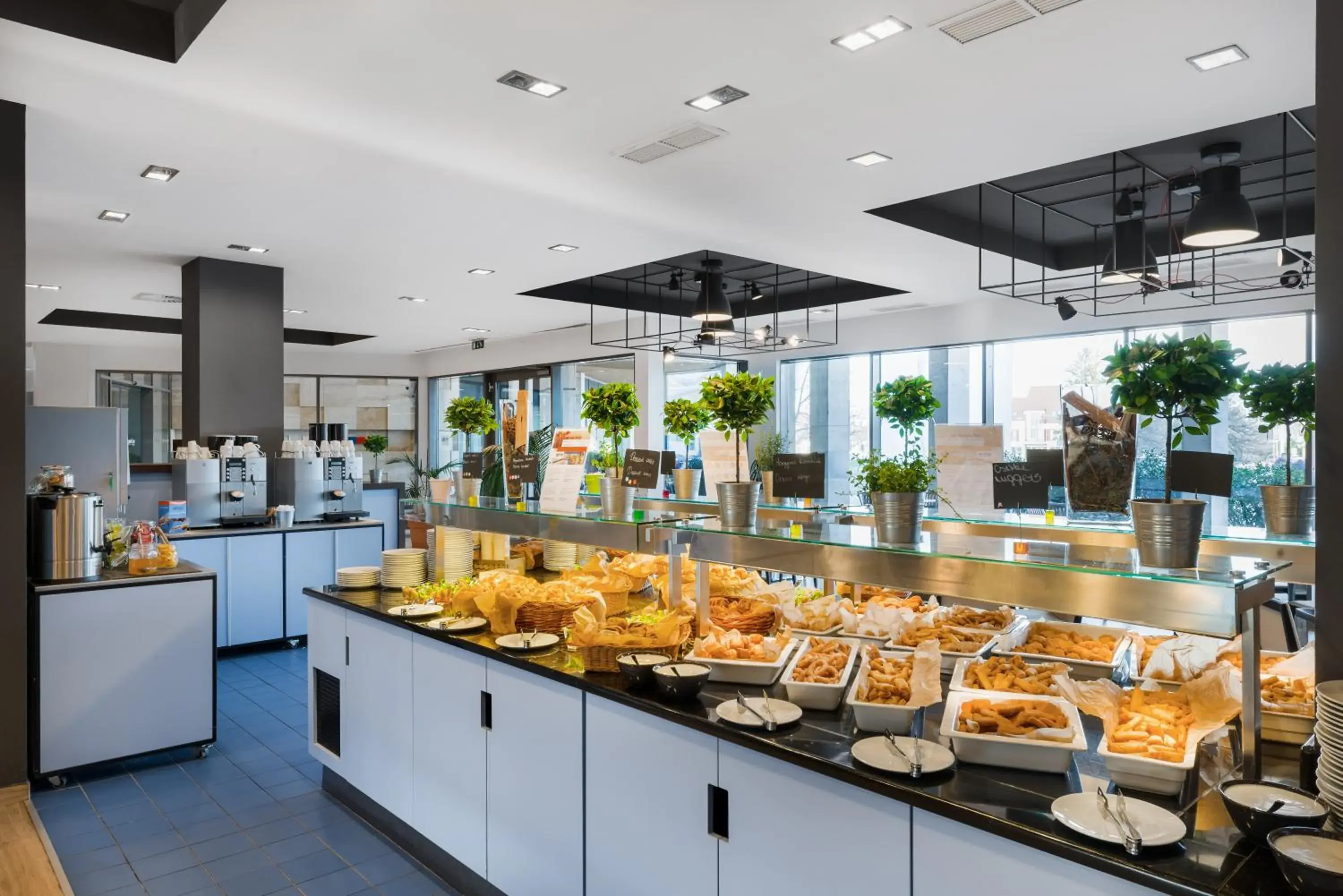 Food and drinks in Park Inn by Radisson Sarvar Resort & Spa - All Inclusive Food and drinks in Park Inn by Radisson Sarvar Resort & Spa - All Inclusive