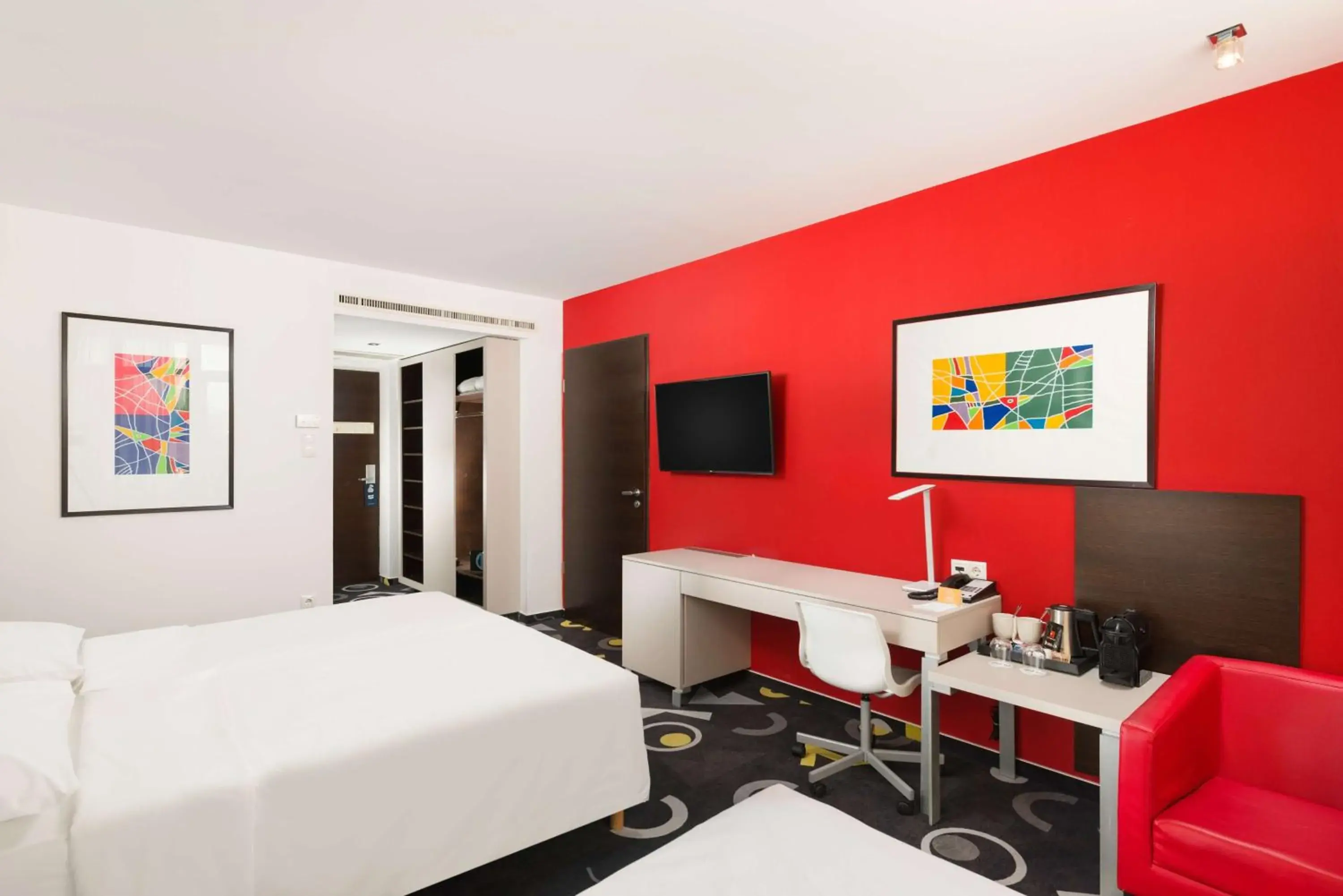 Bedroom, Bed in Park Inn by Radisson Sarvar Resort & Spa - All Inclusive Bedroom, Bed in Park Inn by Radisson Sarvar Resort & Spa - All Inclusive