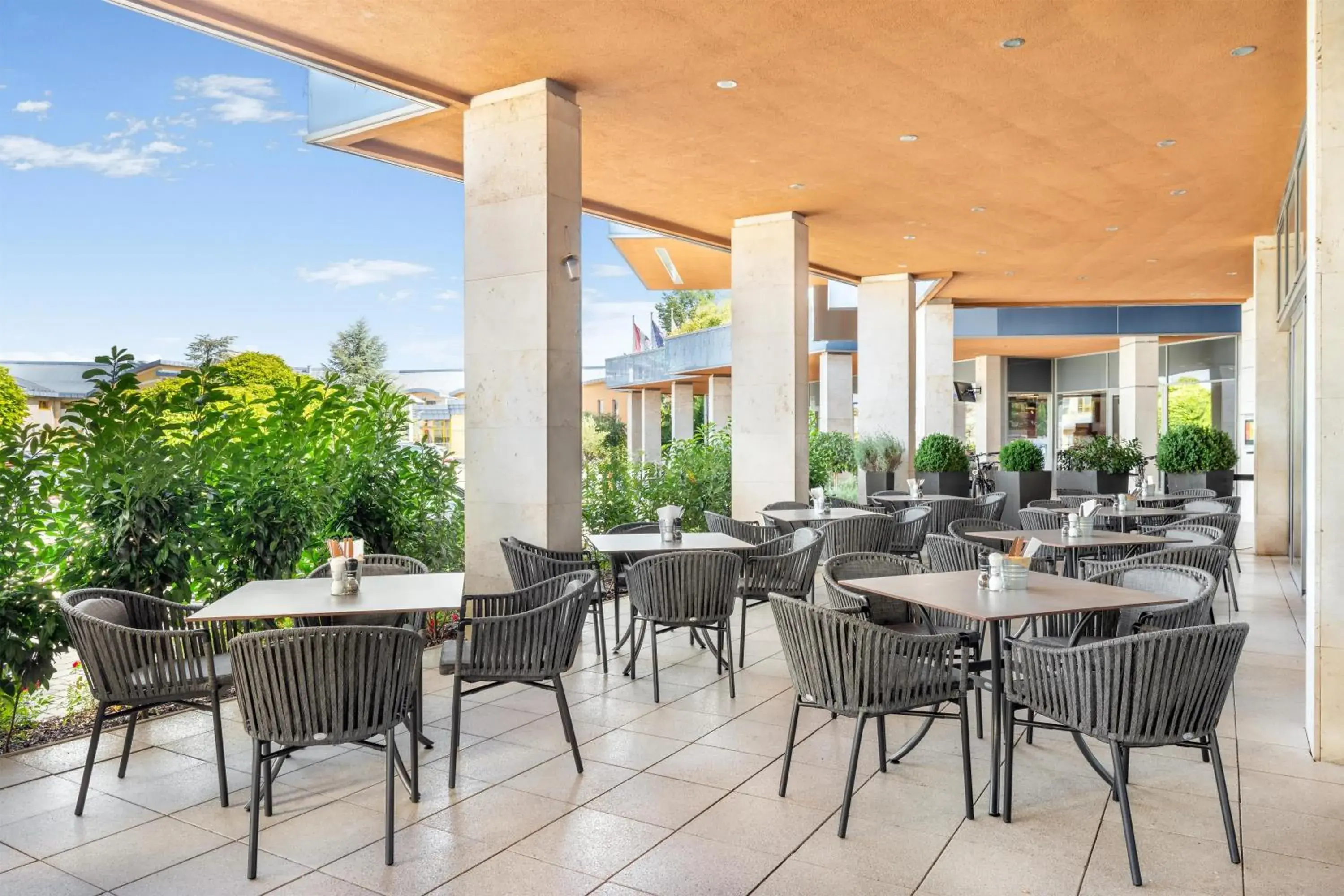 Restaurant/places to eat in Park Inn by Radisson Sarvar Resort & Spa - All Inclusive Restaurant/places to eat in Park Inn by Radisson Sarvar Resort & Spa - All Inclusive