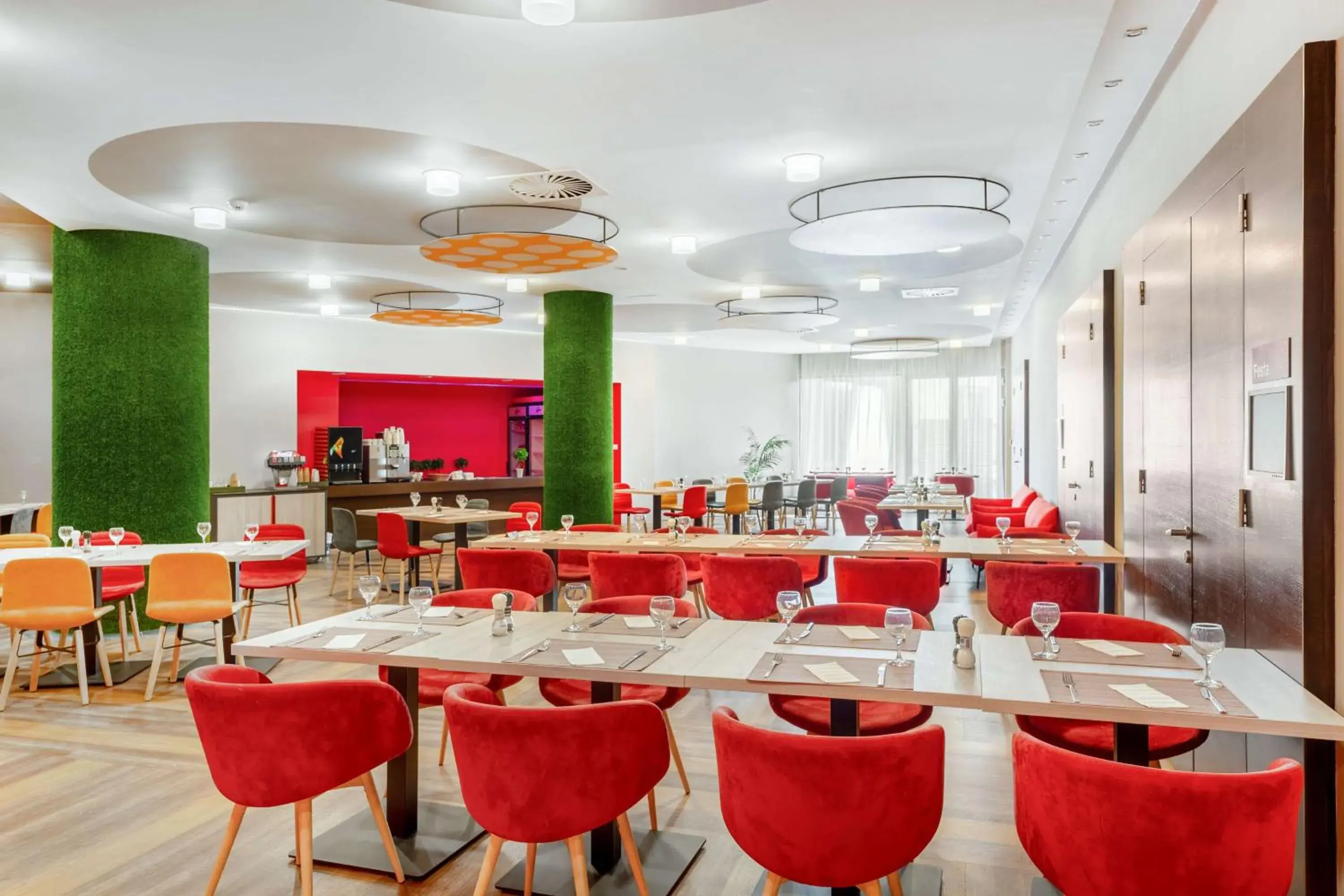 Restaurant/places to eat in Park Inn by Radisson Sarvar Resort & Spa - All Inclusive Restaurant/places to eat in Park Inn by Radisson Sarvar Resort & Spa - All Inclusive